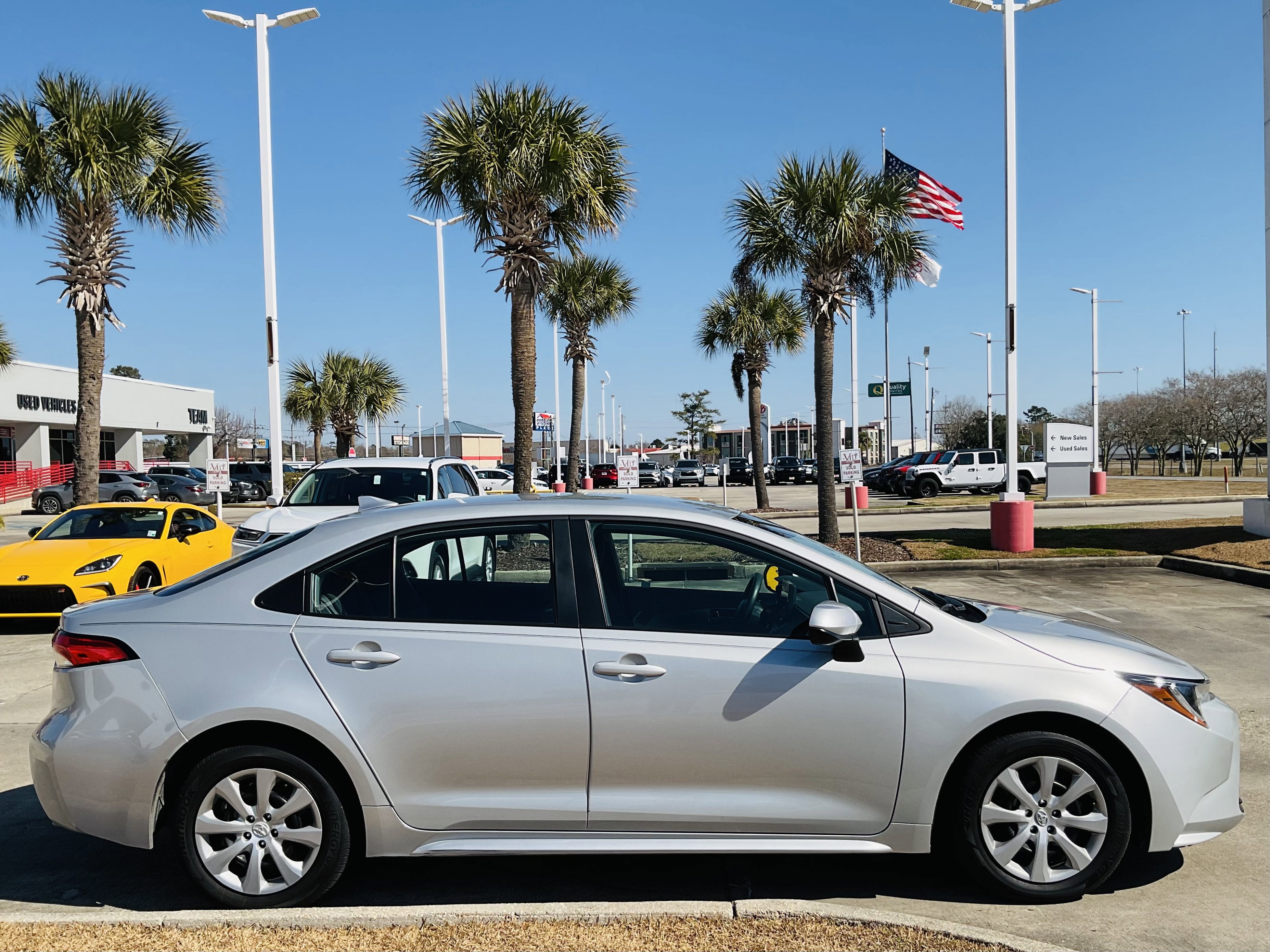 2024 Toyota COROLLA LE