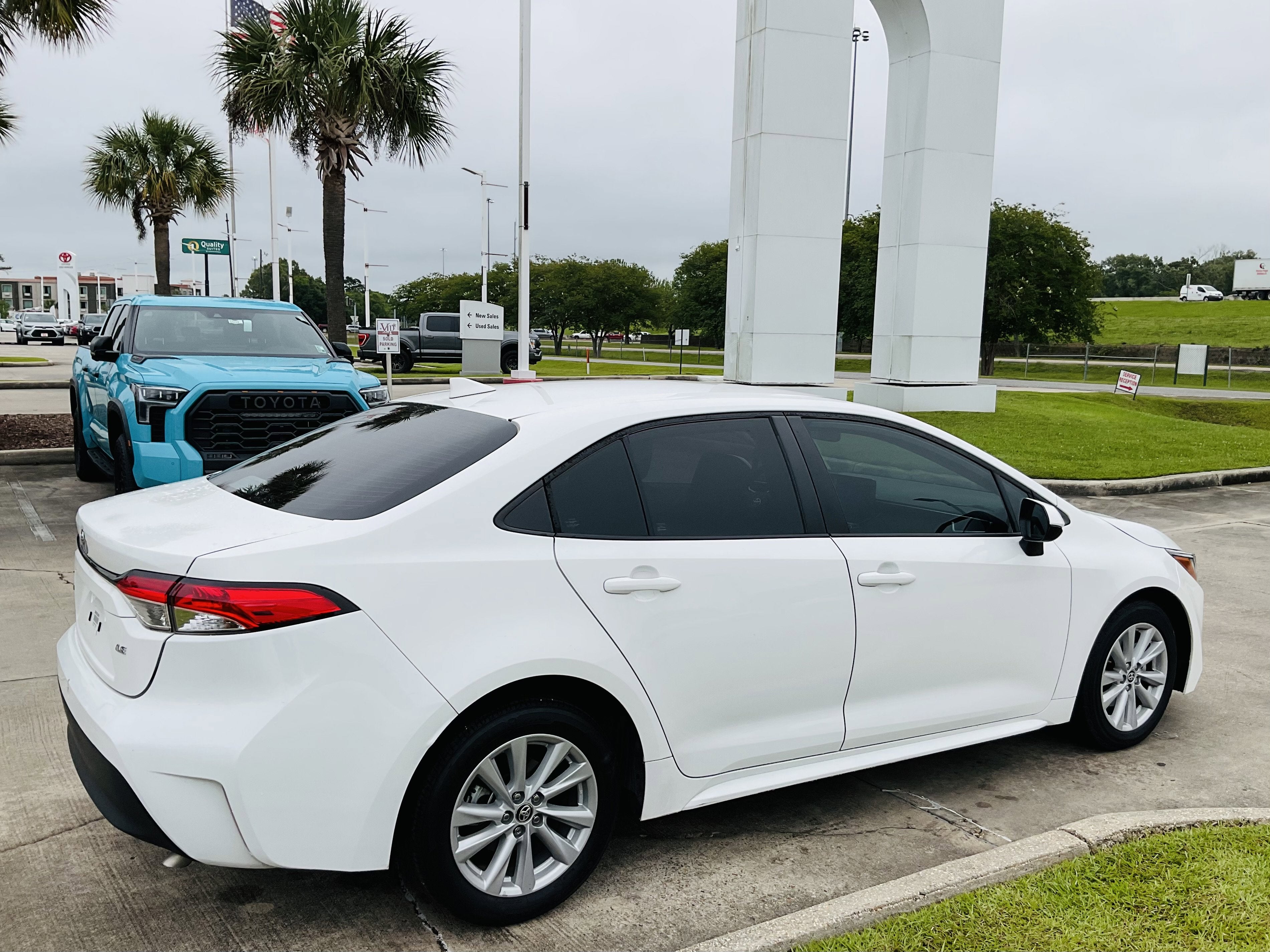 2024 Toyota COROLLA LE