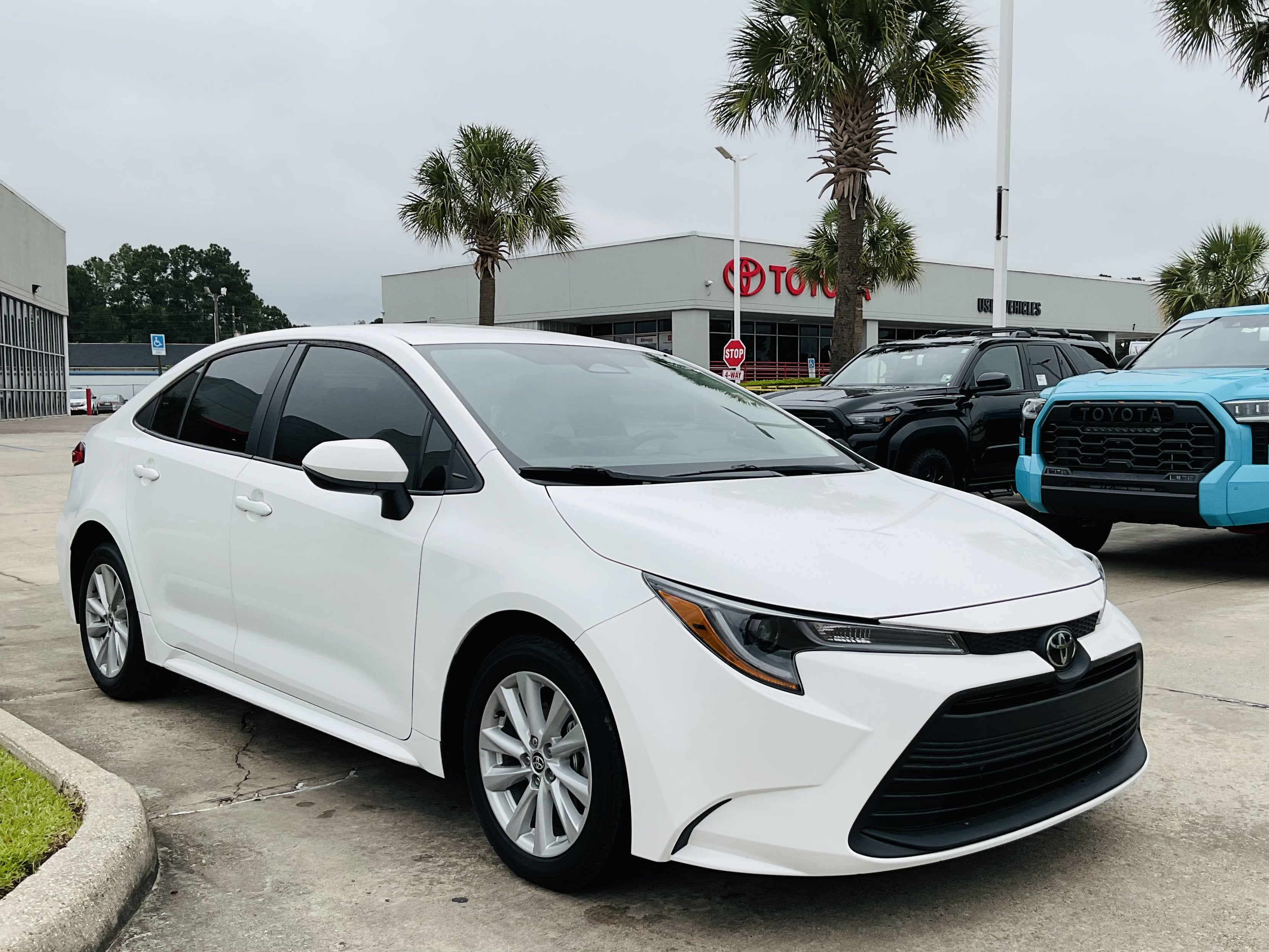 2024 Toyota COROLLA LE