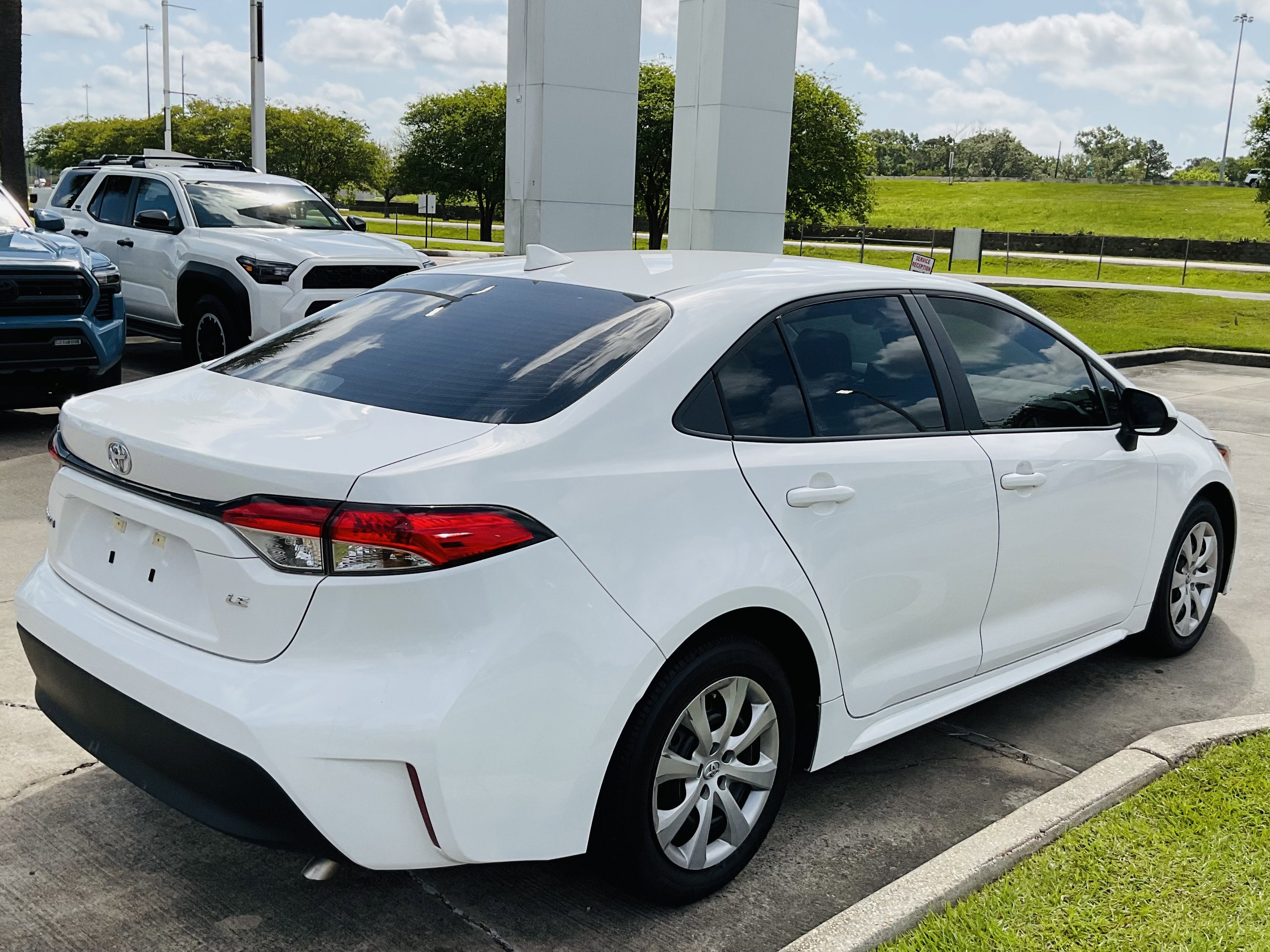 2025 Toyota COROLLA LE