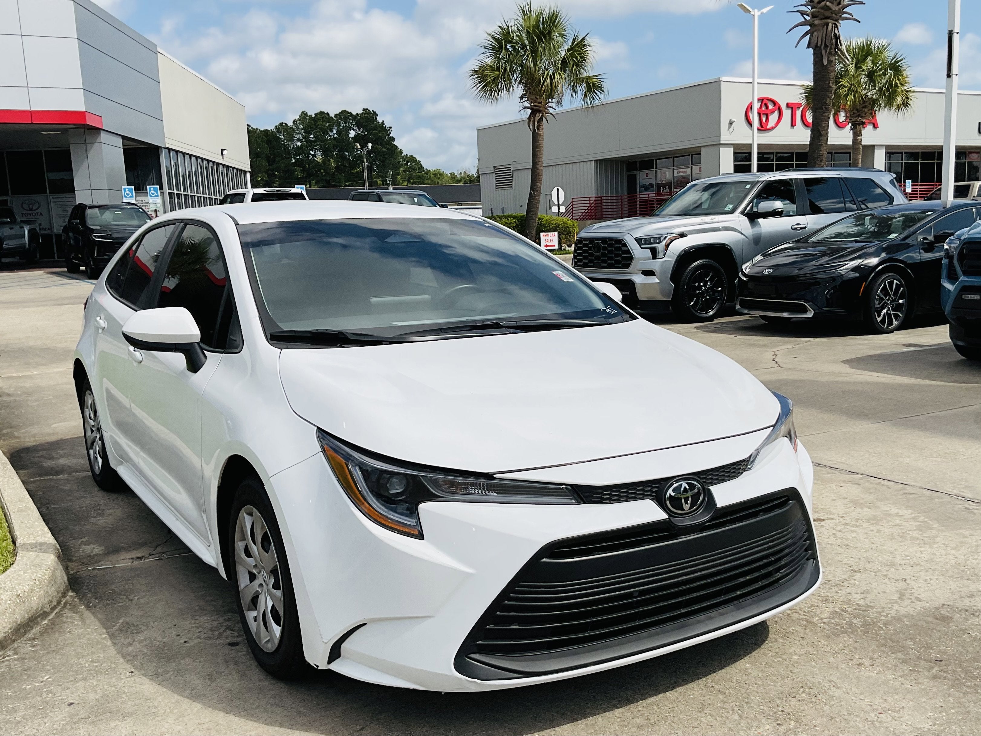 2025 Toyota COROLLA LE