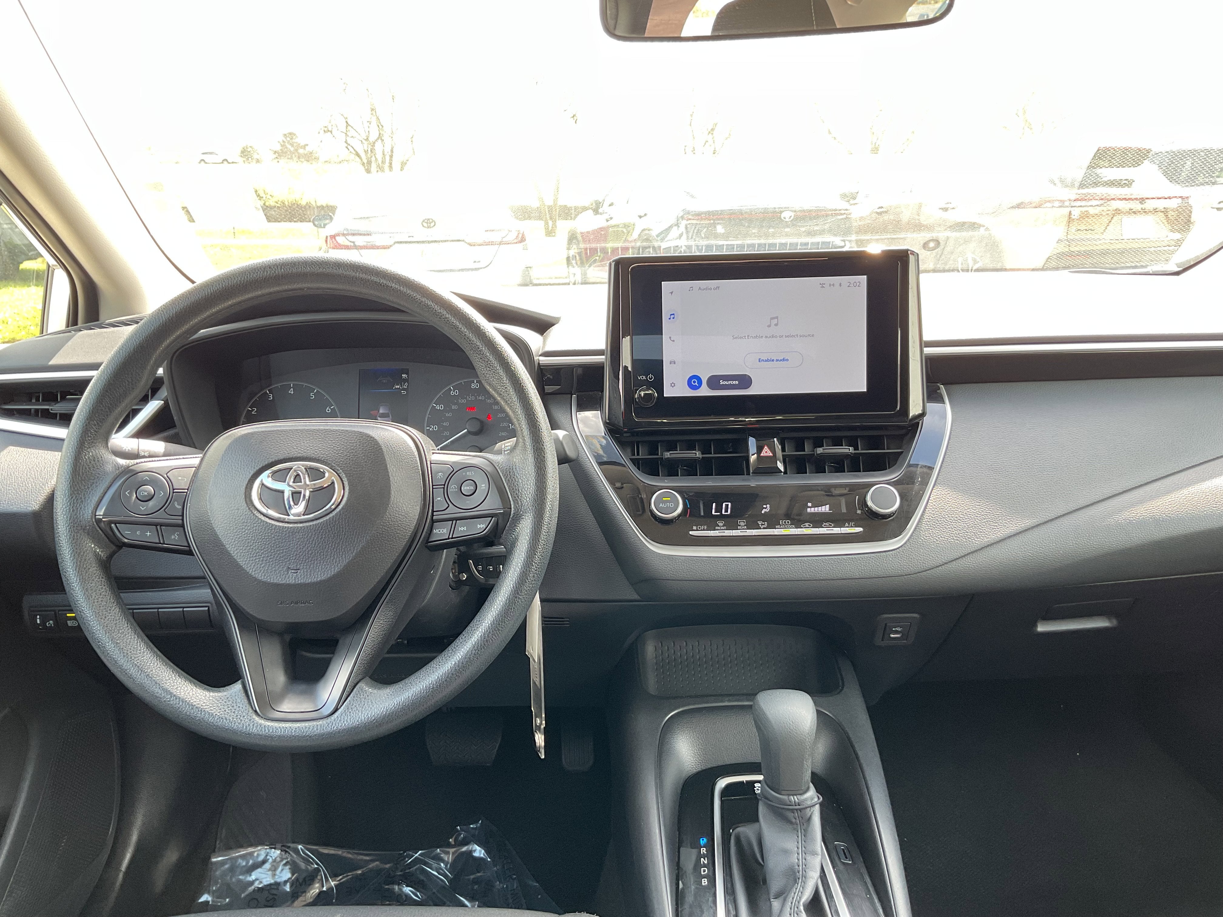 2025 Toyota COROLLA LE