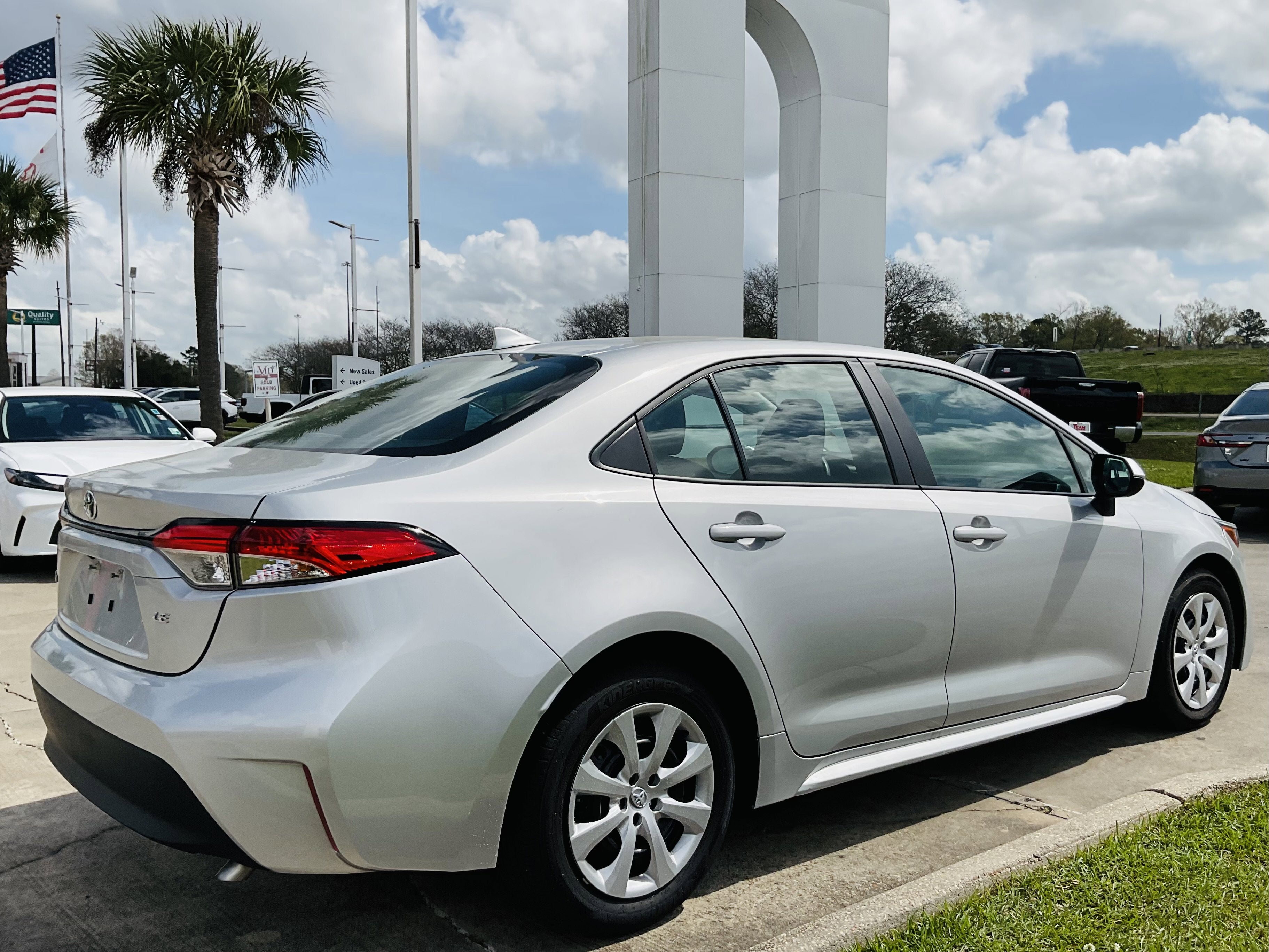 2025 Toyota COROLLA LE