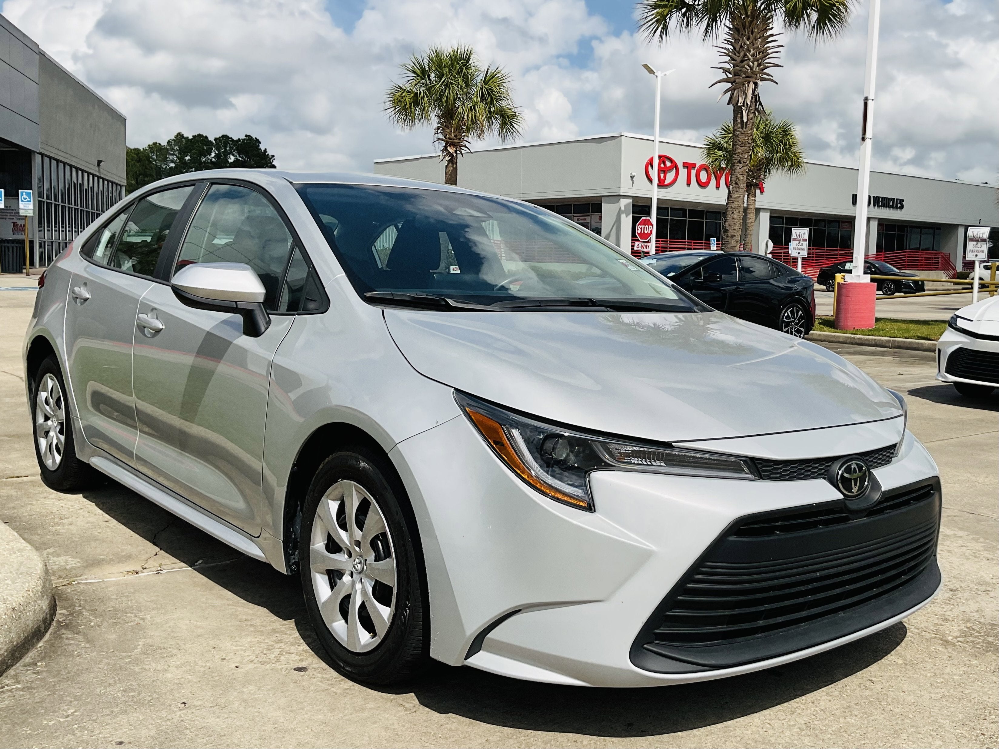 2025 Toyota COROLLA LE