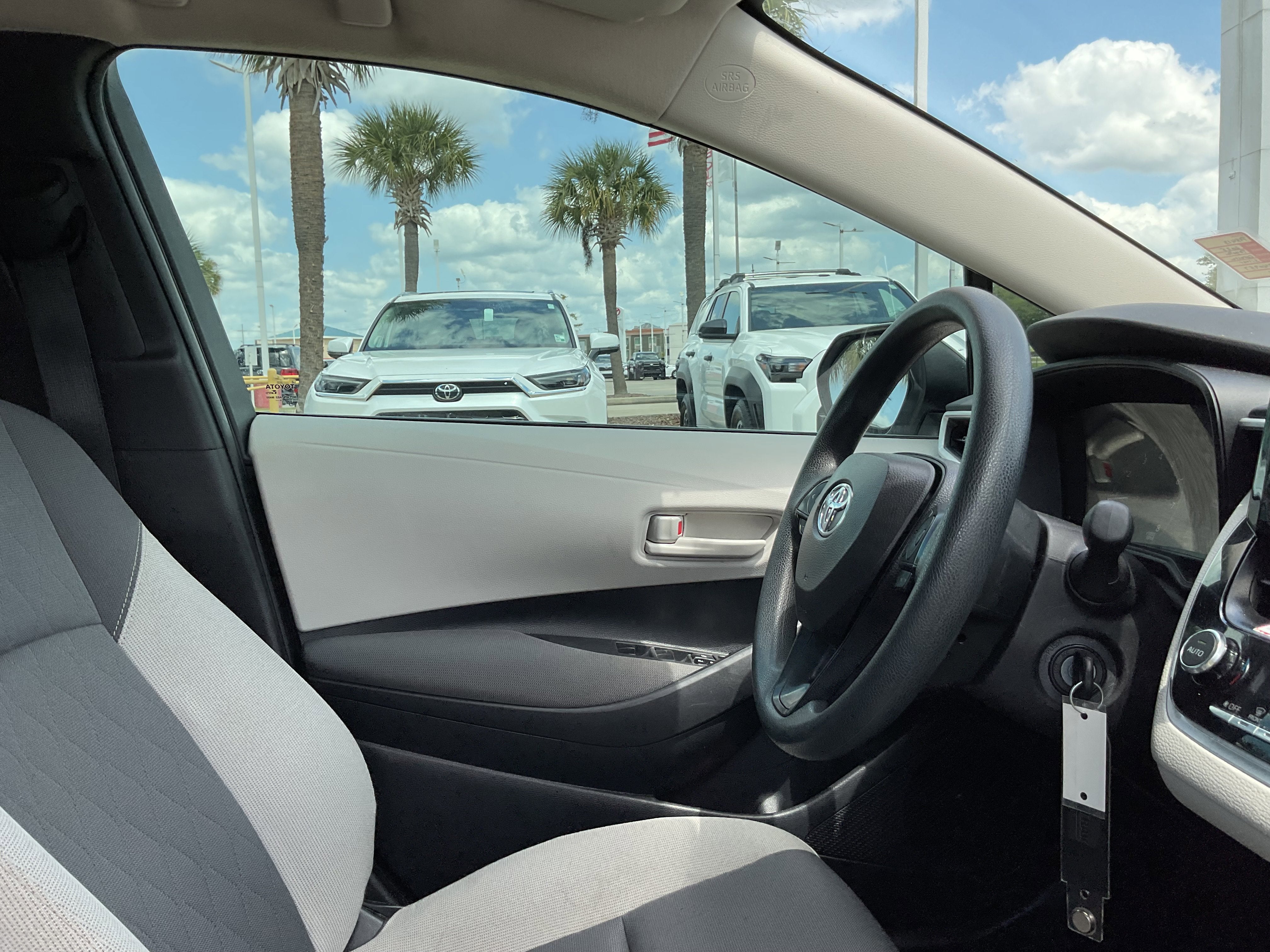 2025 Toyota COROLLA LE