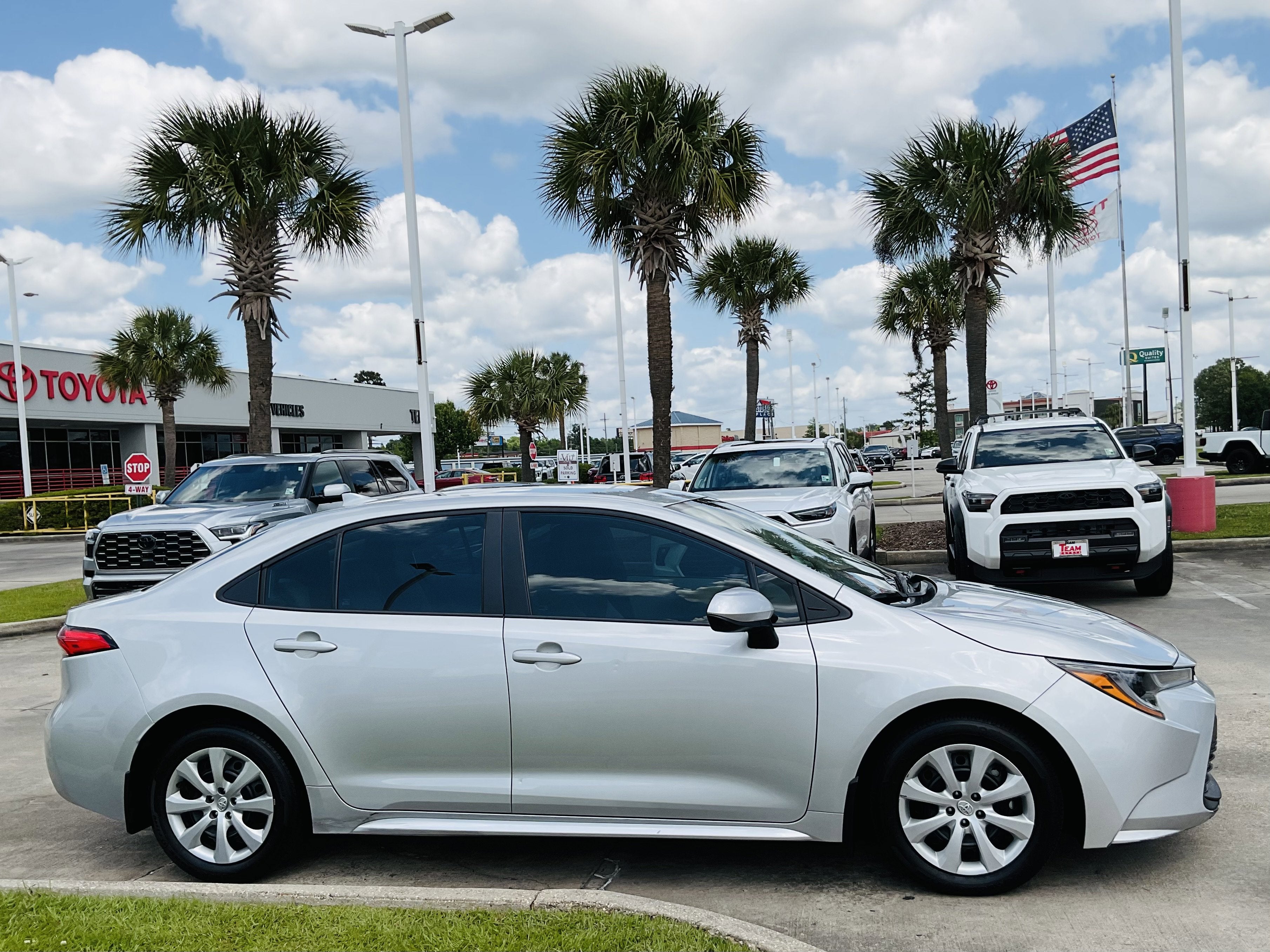 2025 Toyota COROLLA LE