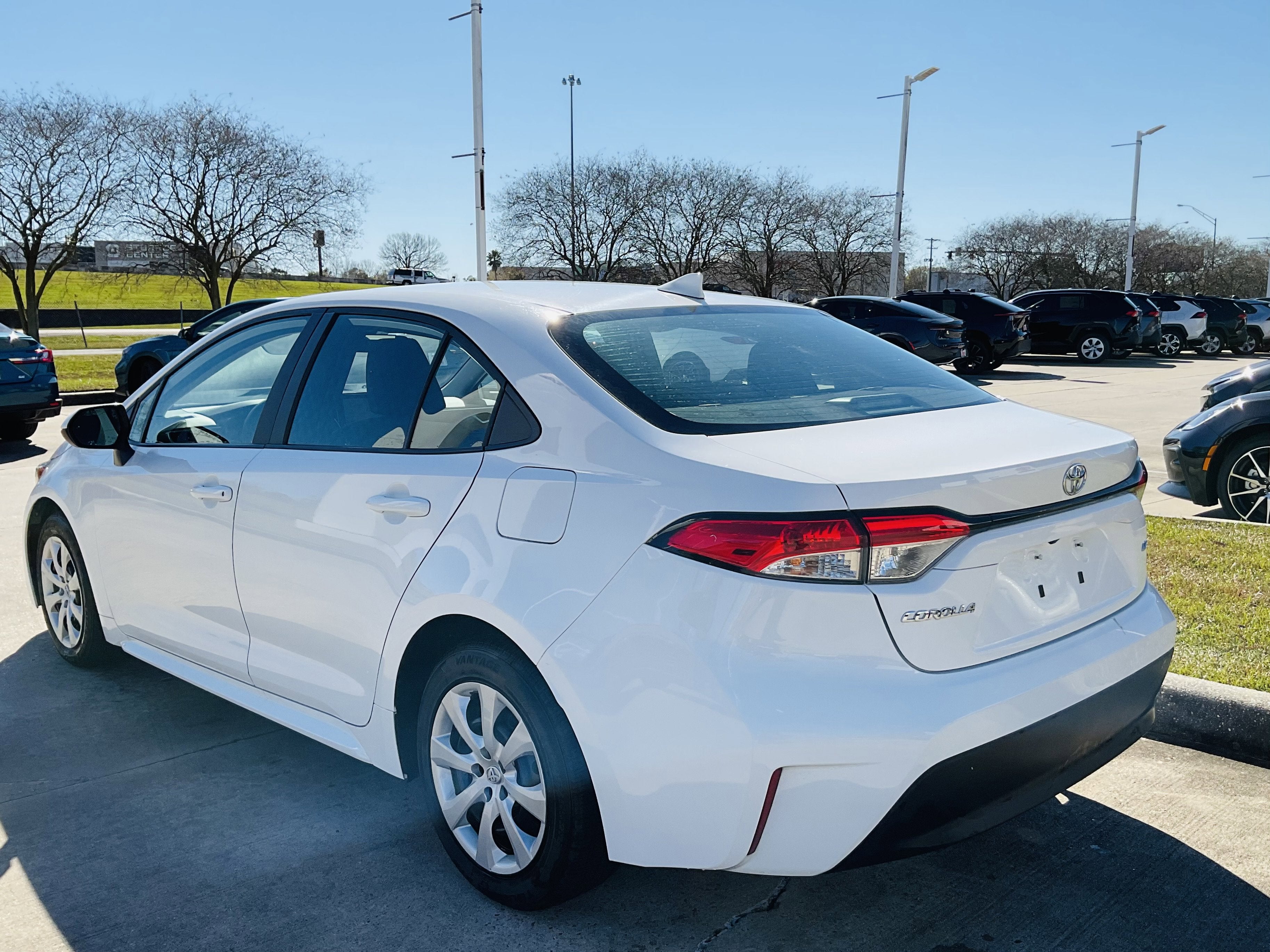 2024 Toyota COROLLA LE