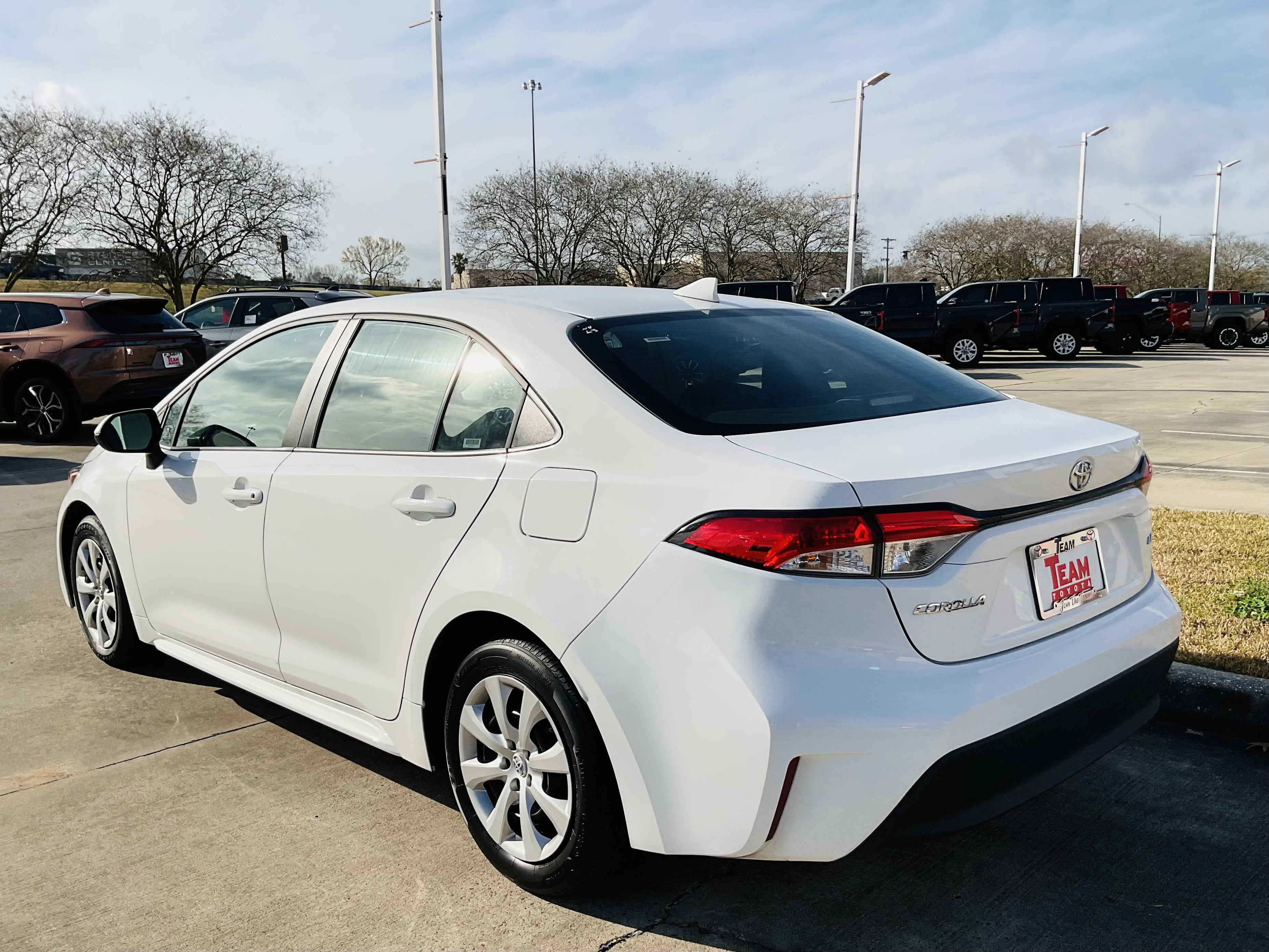 2024 Toyota COROLLA LE