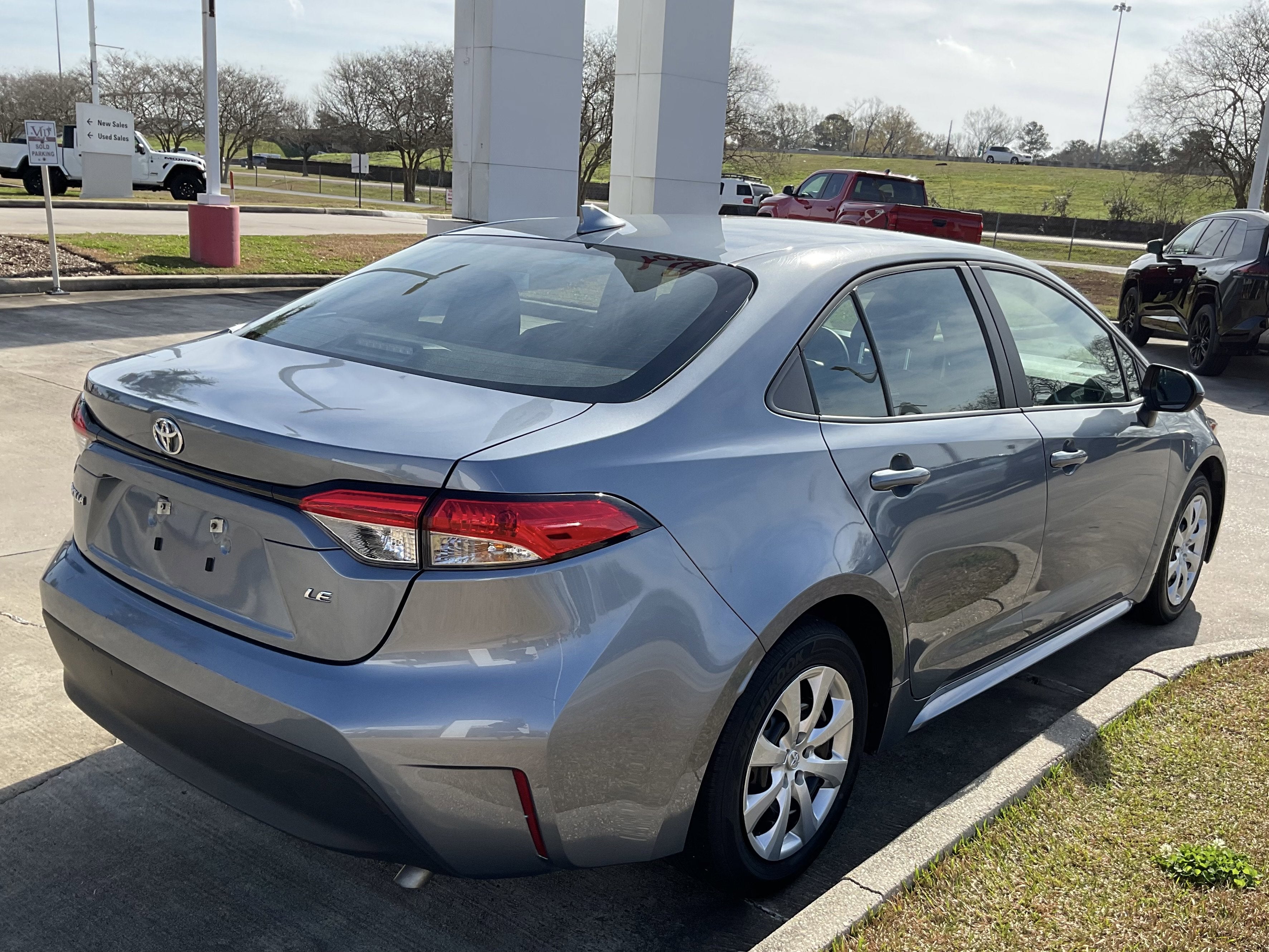 2024 Toyota COROLLA LE