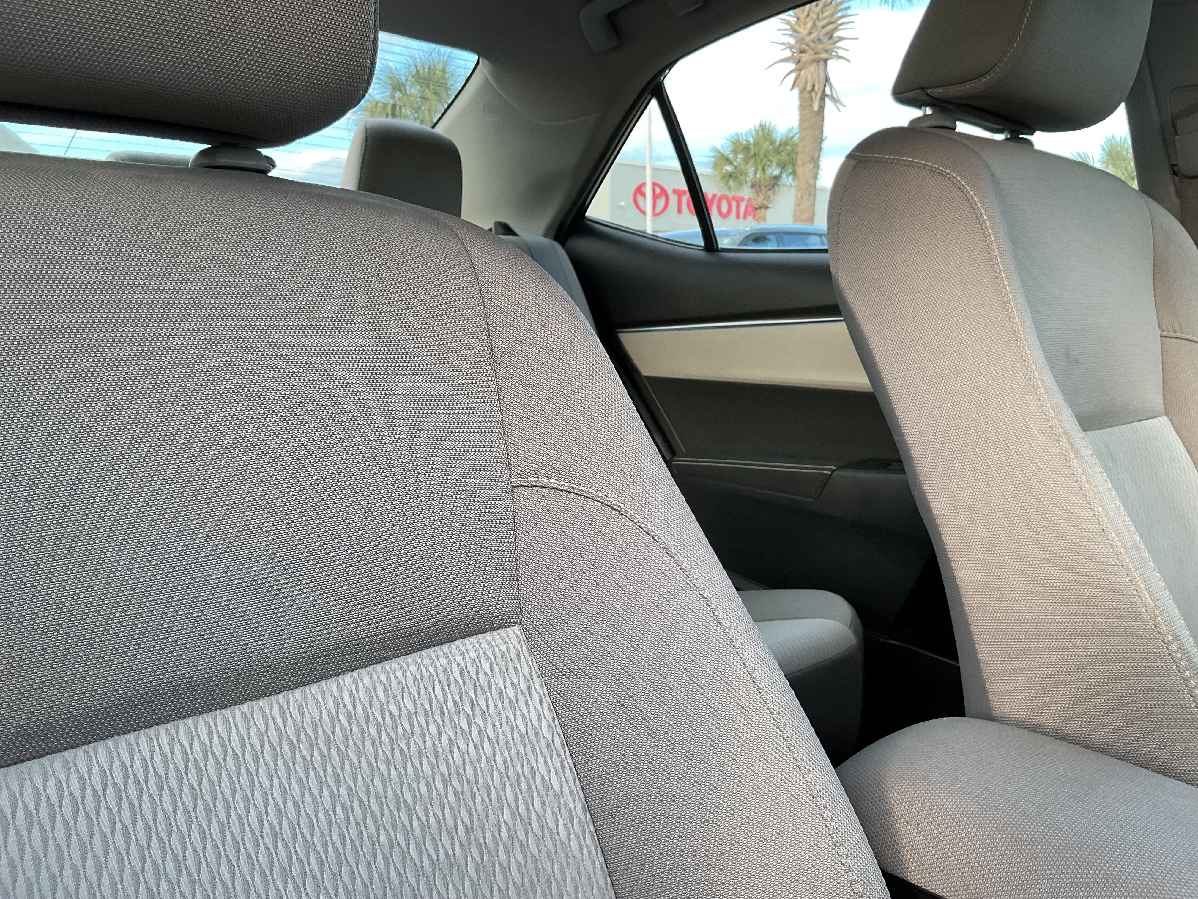 2016 Toyota COROLLA LE