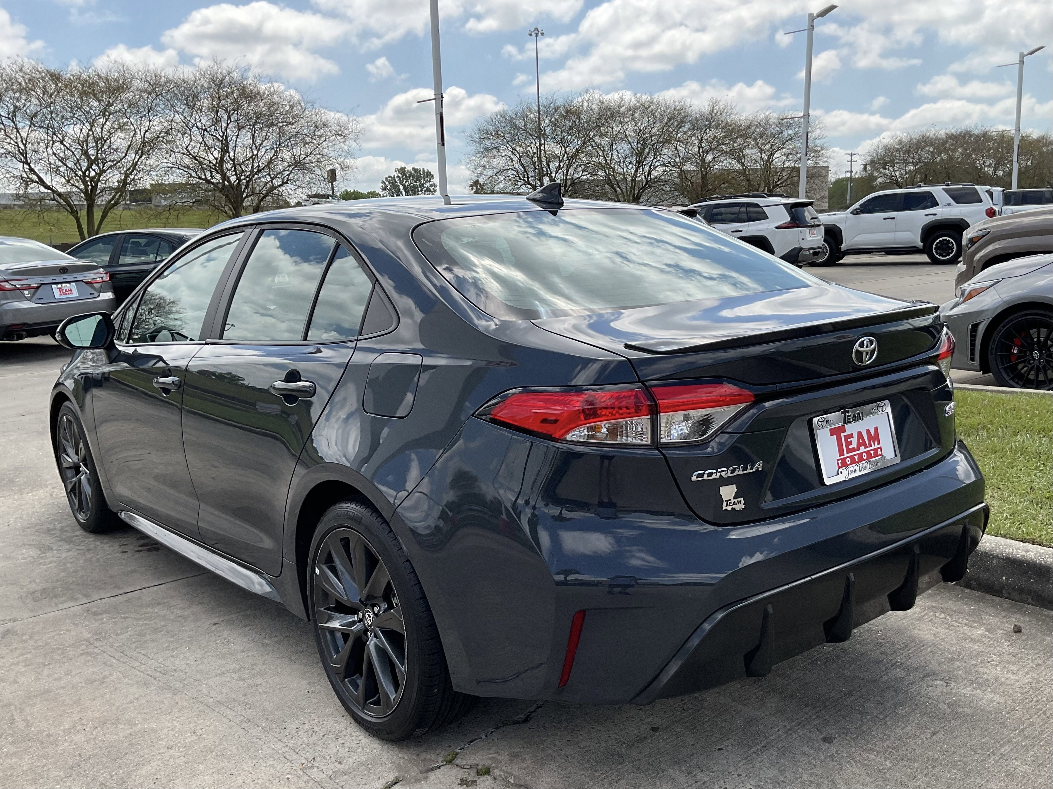 2023 Toyota COROLLA SE