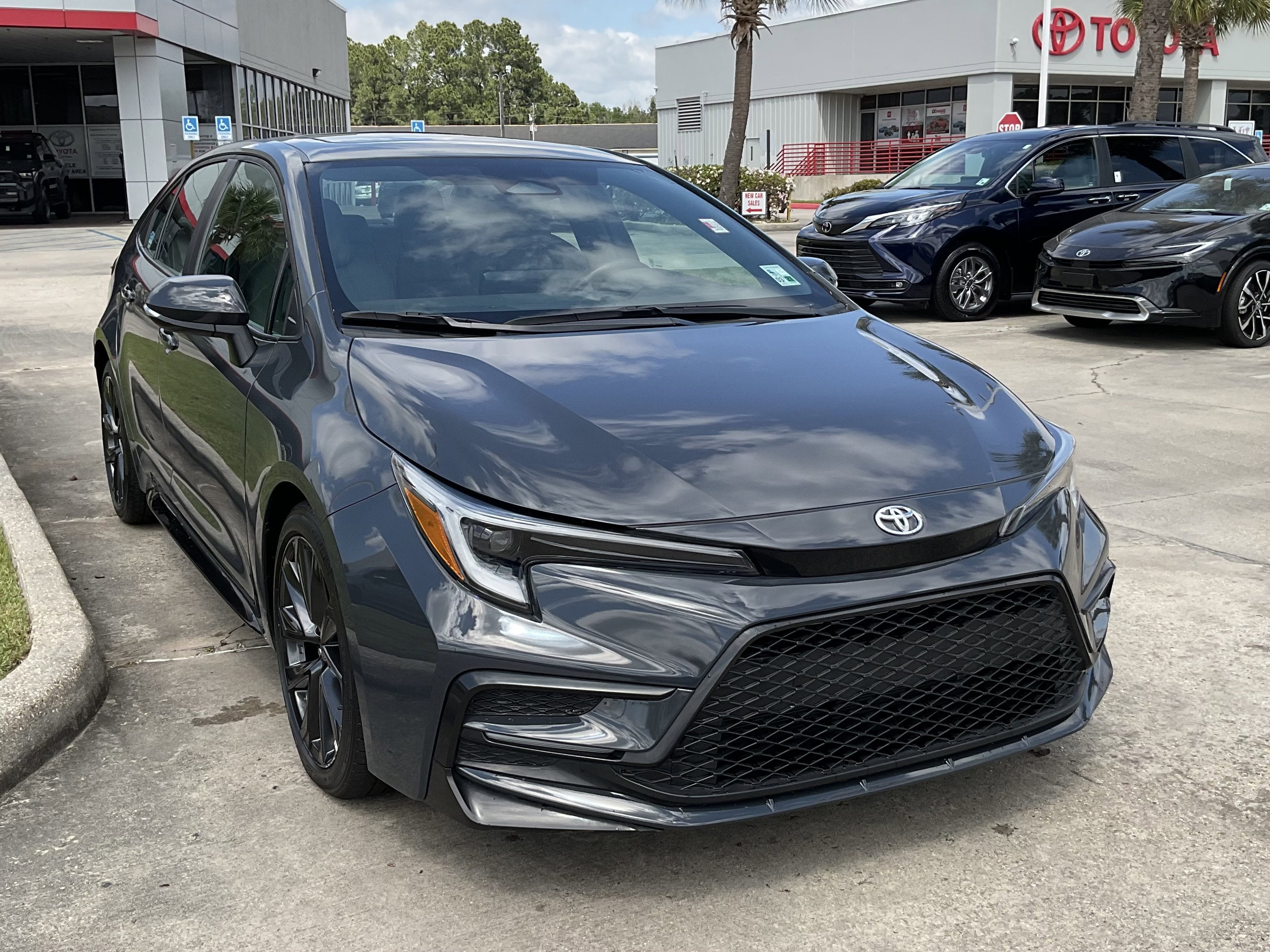 2023 Toyota COROLLA SE