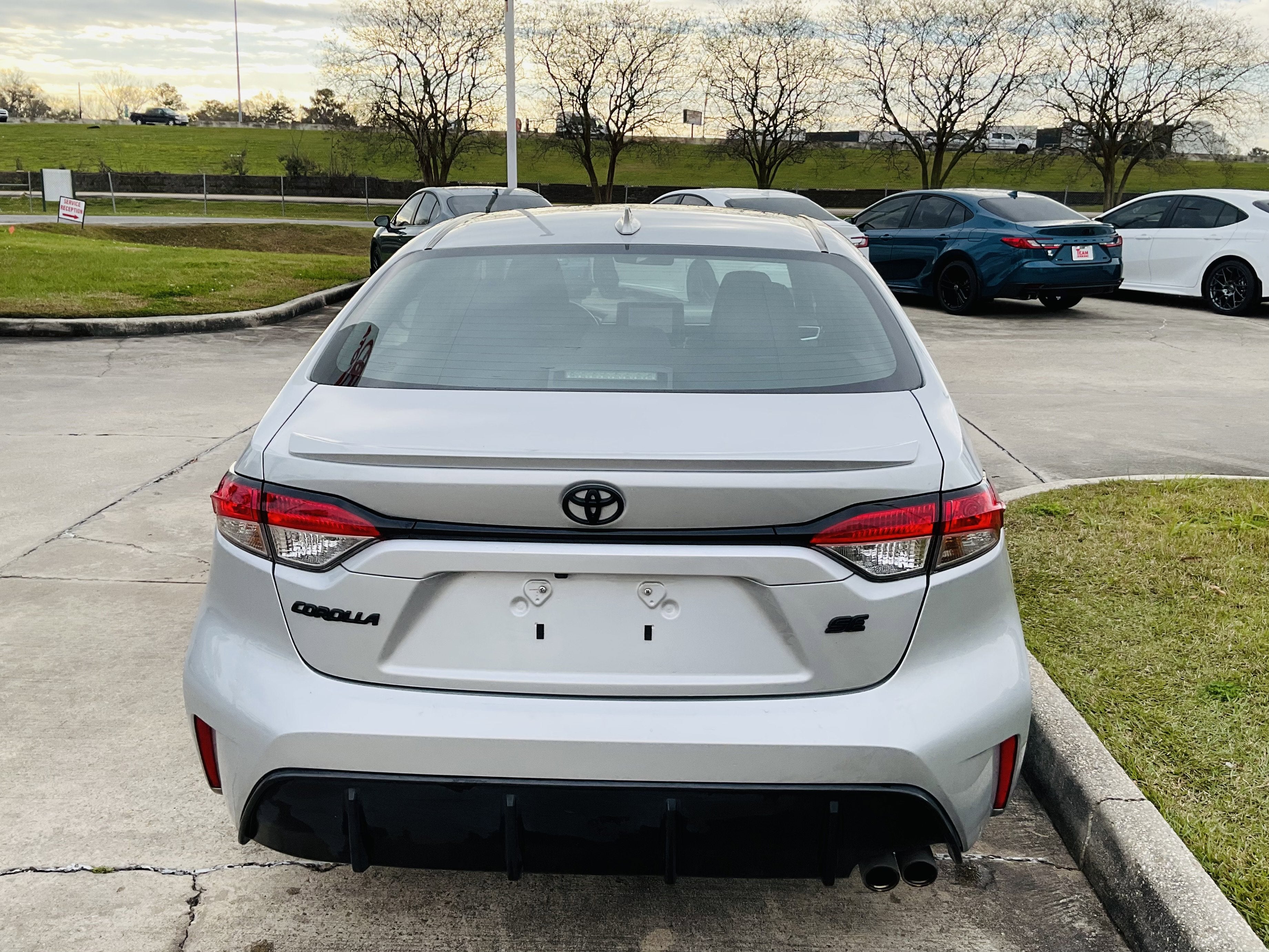 2024 Toyota COROLLA SE