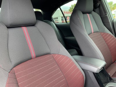 2025 Toyota COROLLA SE