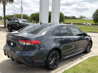 2025 Toyota COROLLA SE