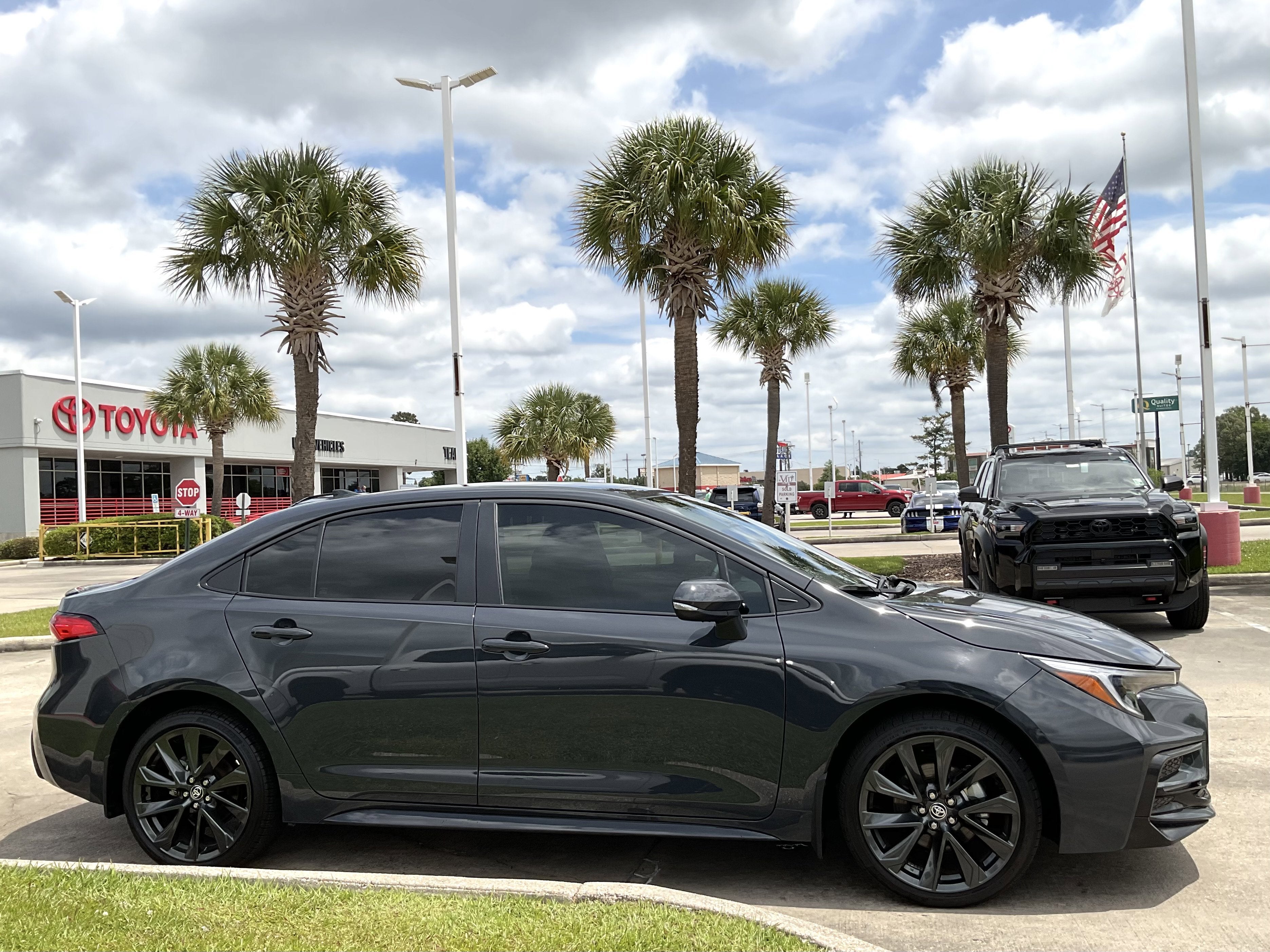 2025 Toyota COROLLA SE
