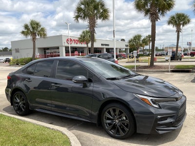 2025 Toyota COROLLA SE