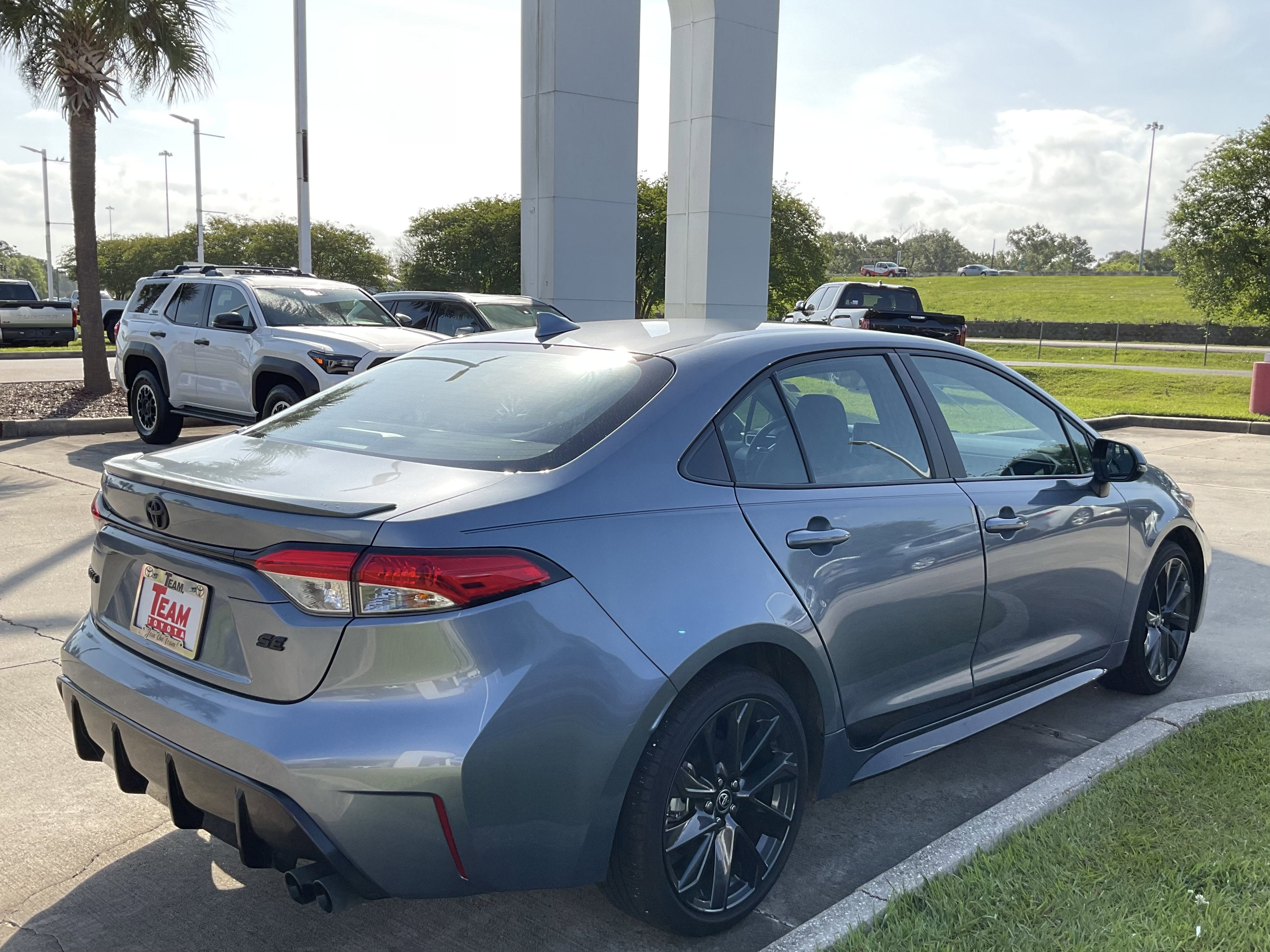 2025 Toyota COROLLA SE