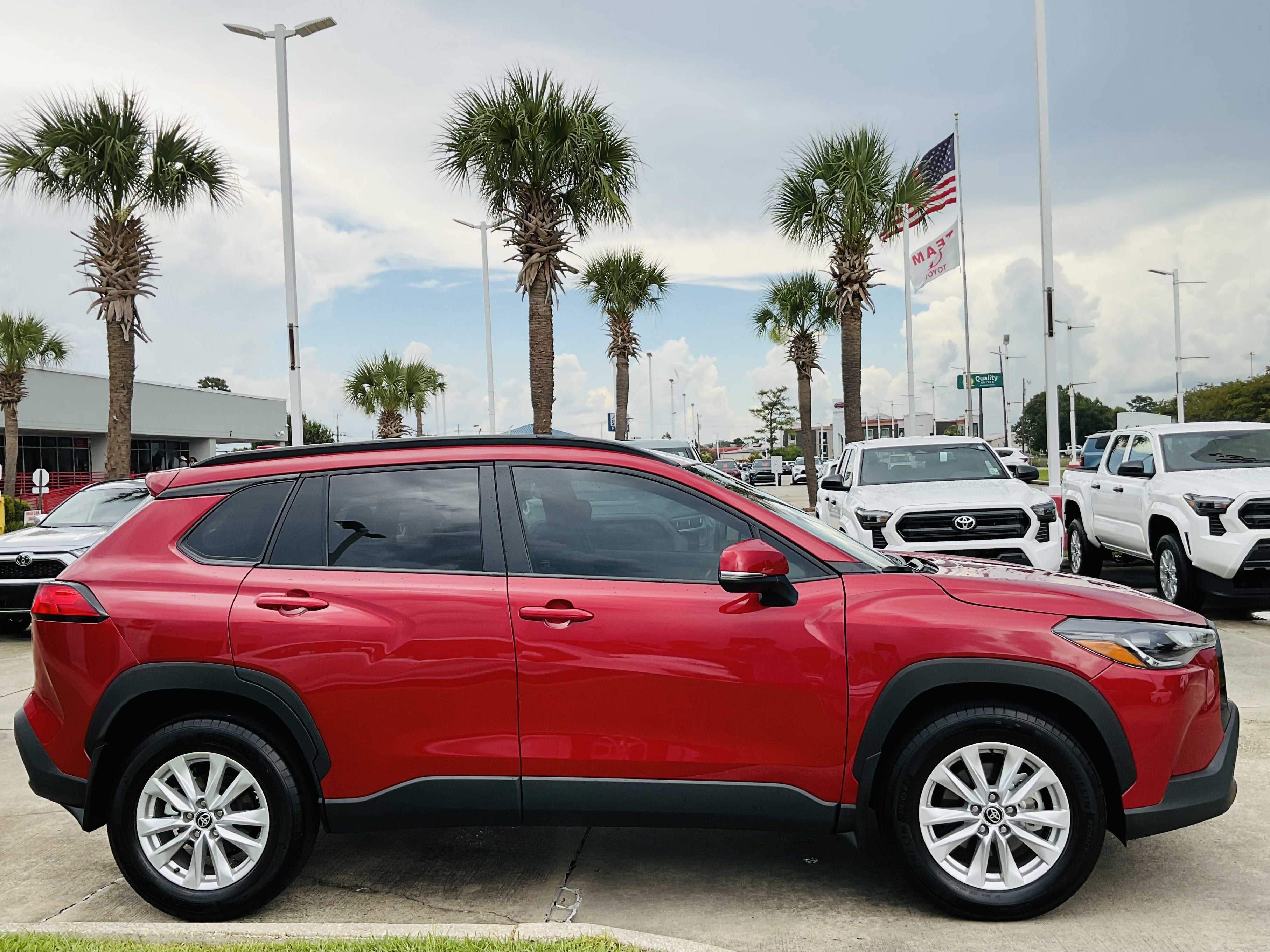 2024 Toyota Corolla Cross LE