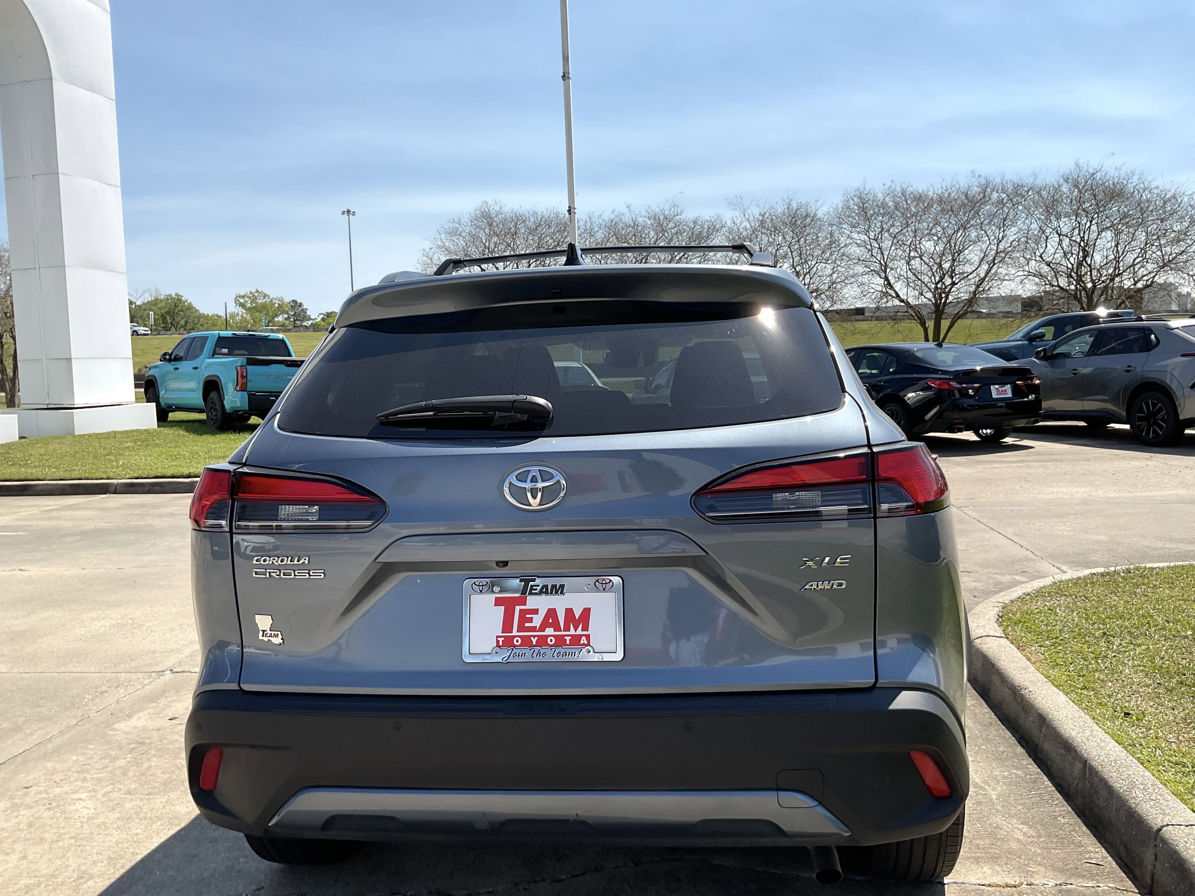 2025 Toyota Corolla Cross XLE