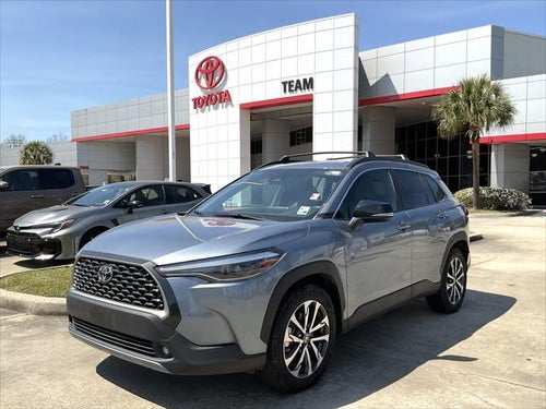 2025 Toyota Corolla Cross XLE