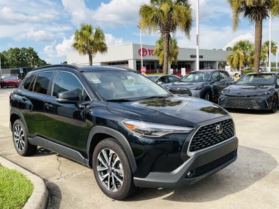 2025 Toyota Corolla Cross XLE