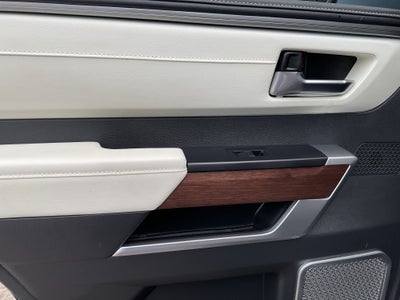 2024 Toyota Sequoia Capstone