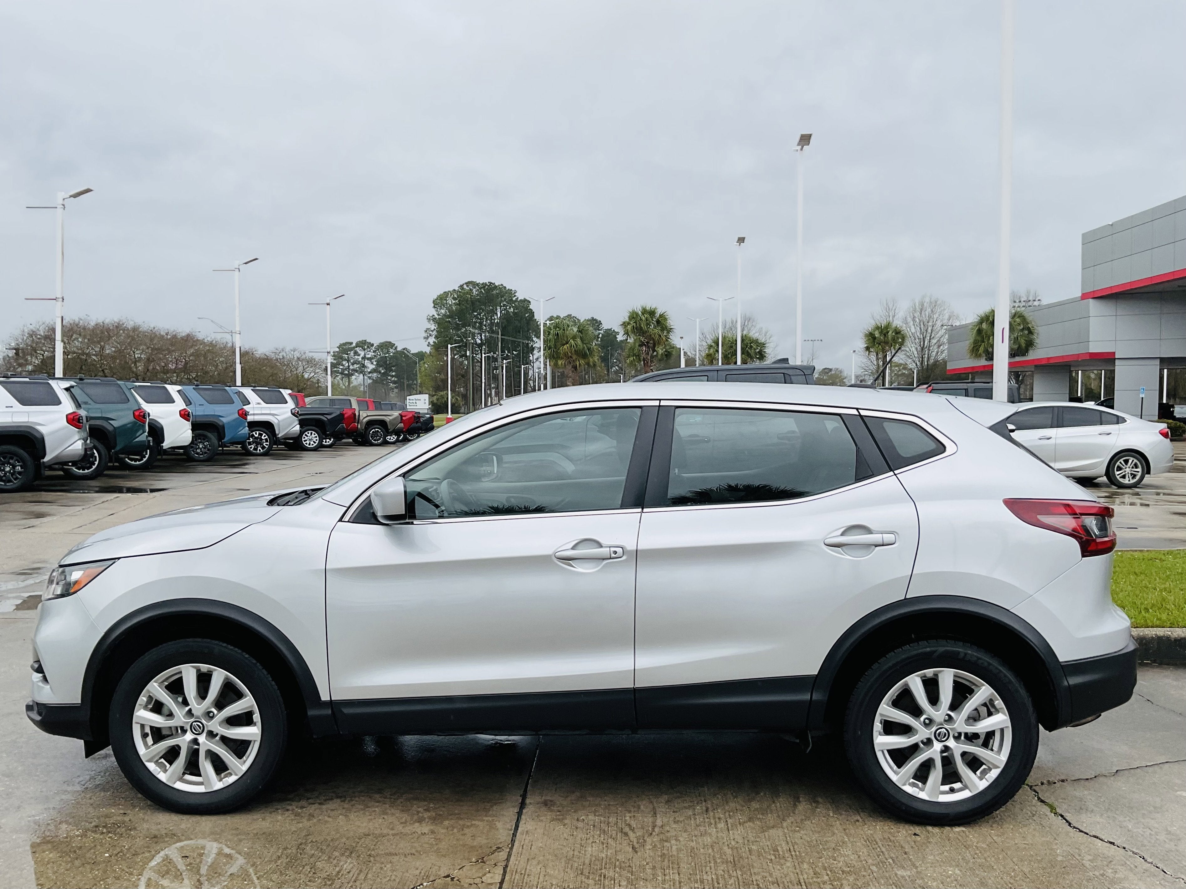 2021 Nissan Rogue Sport S