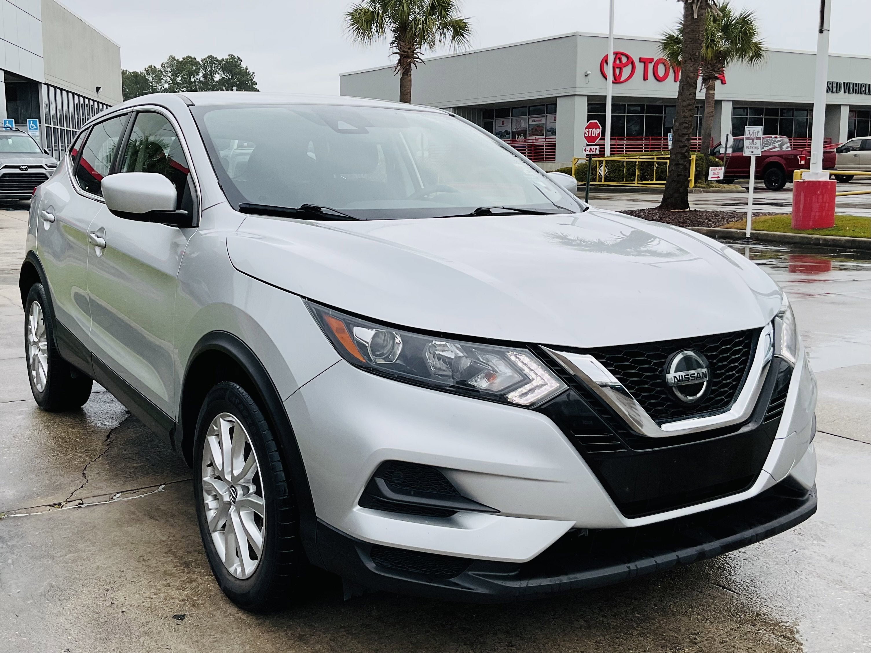 2021 Nissan Rogue Sport S