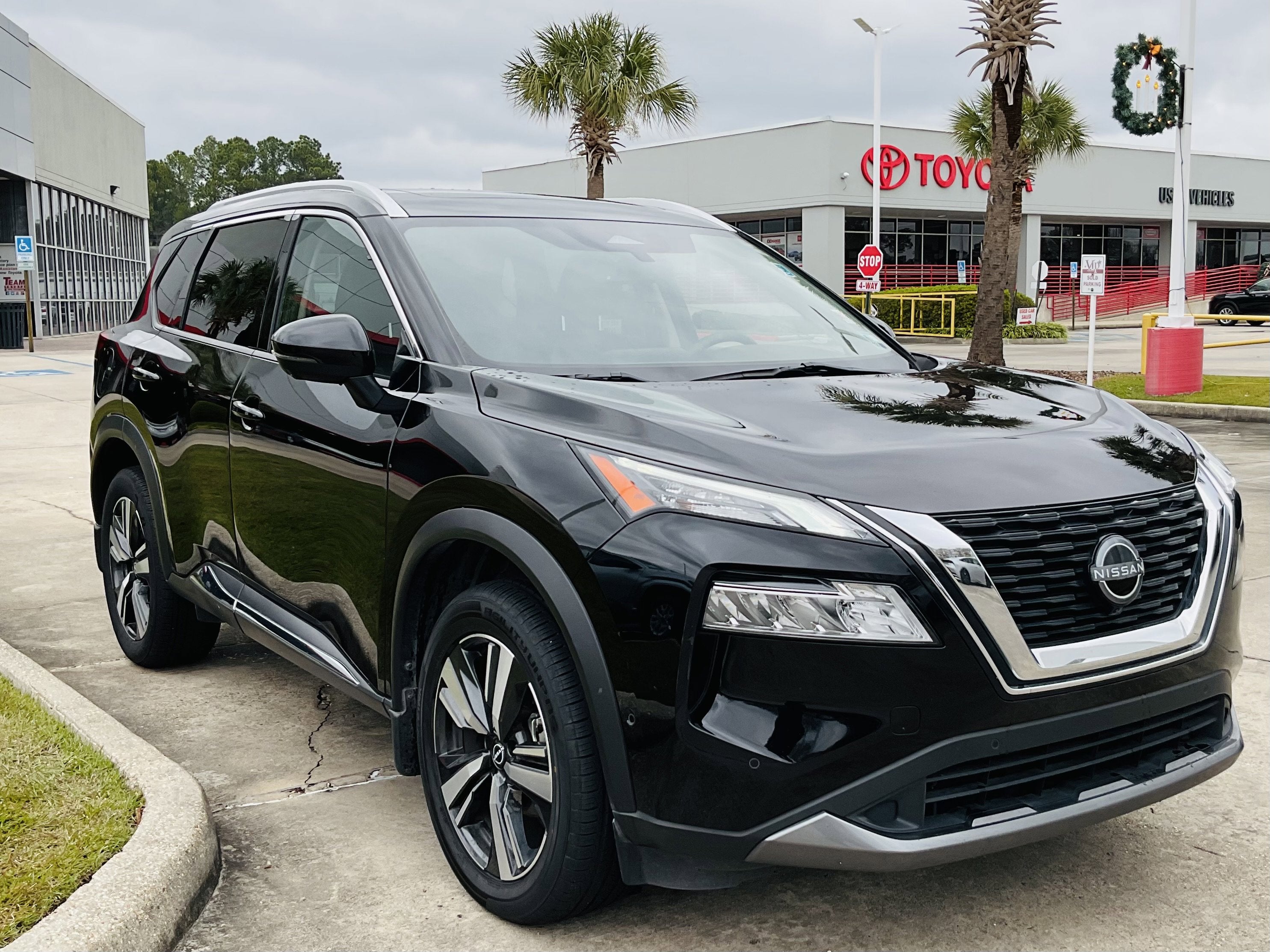 2023 Nissan Rogue SL
