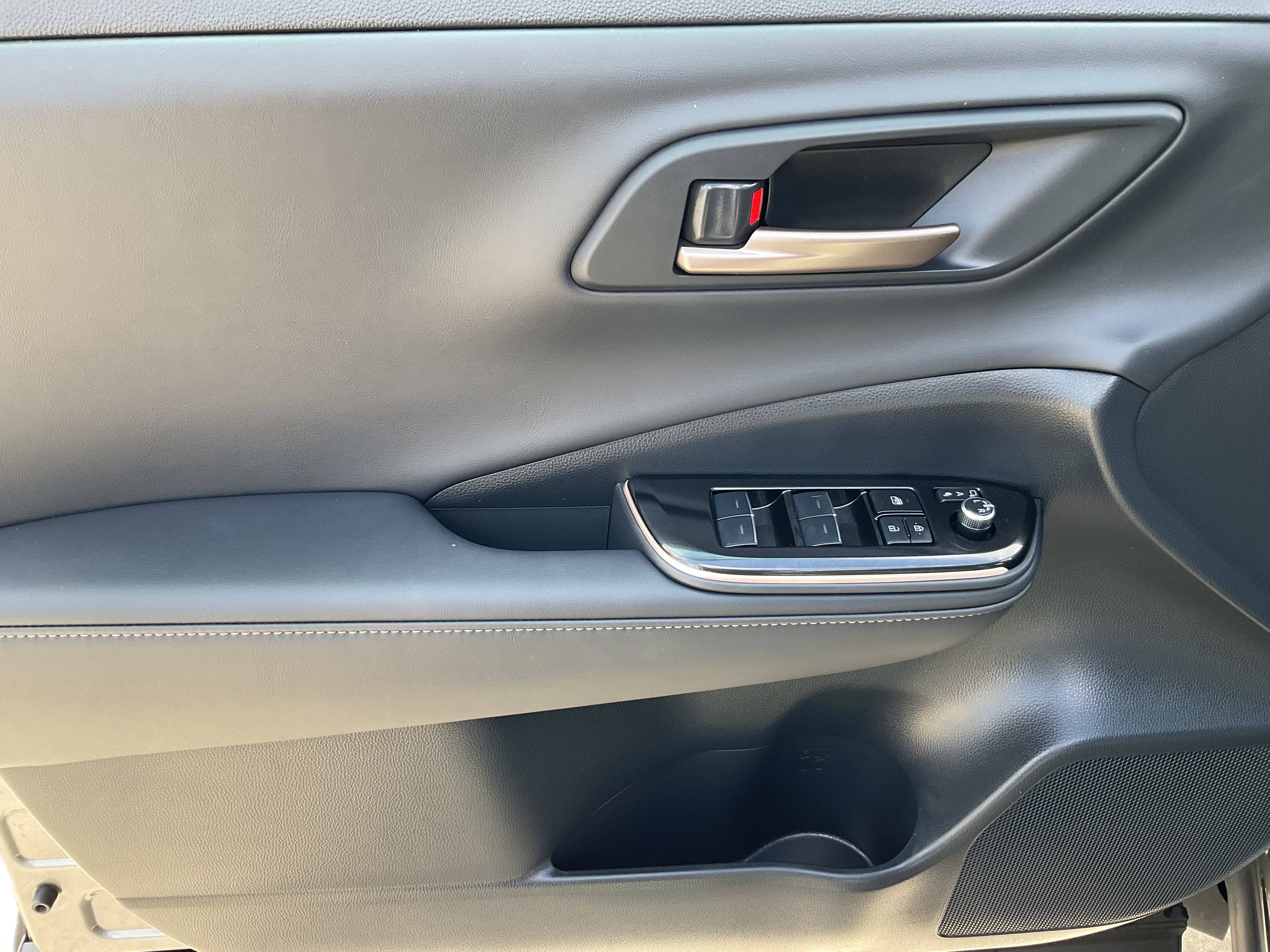 2026 Toyota CROWN XLE