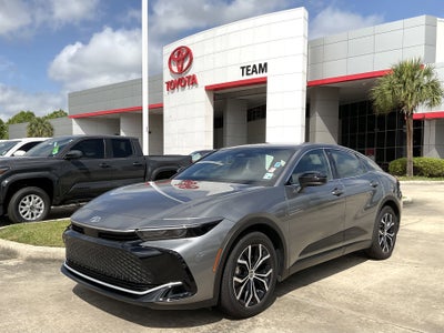 2026 Toyota CROWN XLE