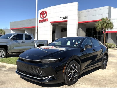 2025 Toyota CROWN XLE