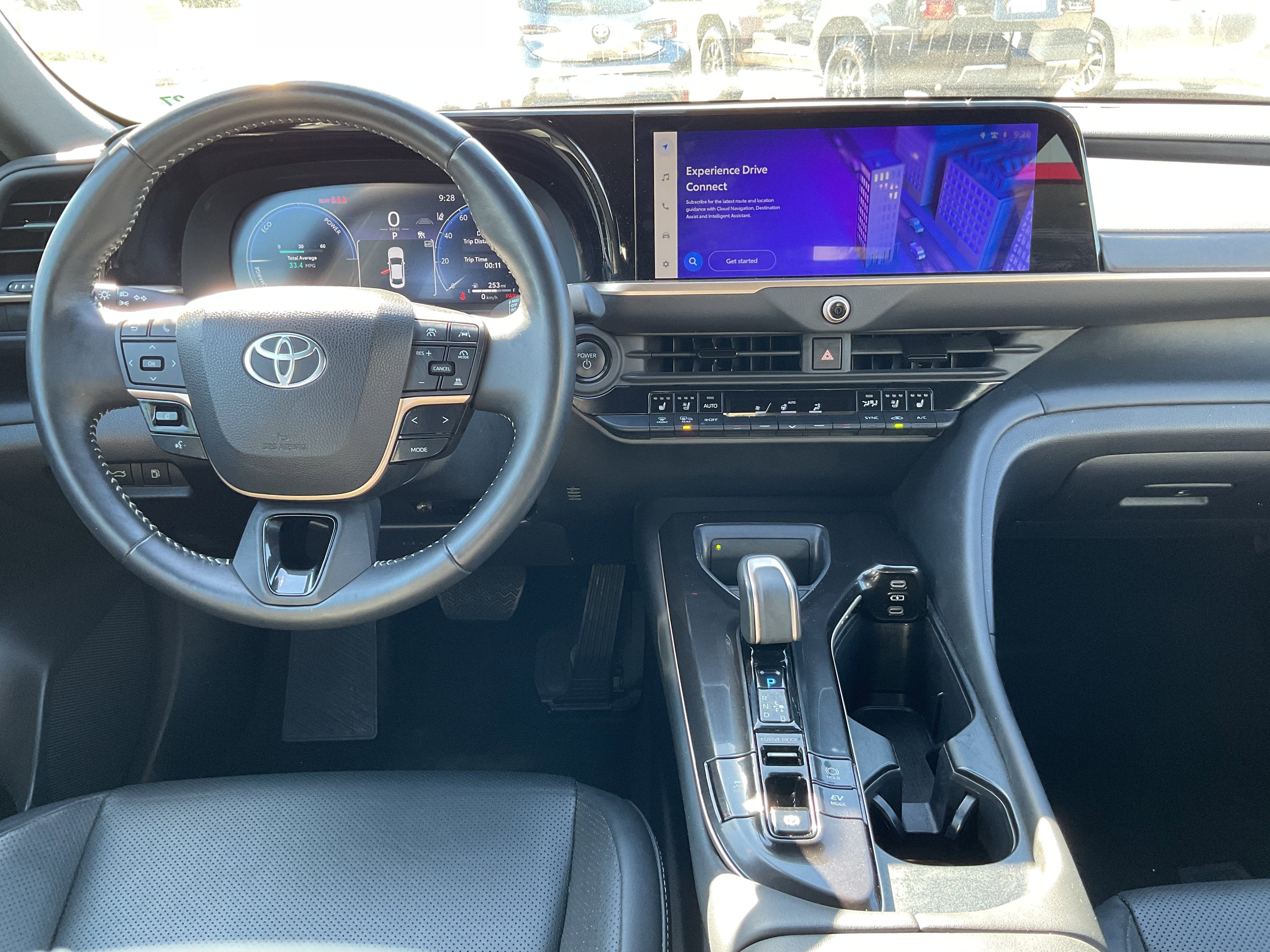 2025 Toyota CROWN XLE