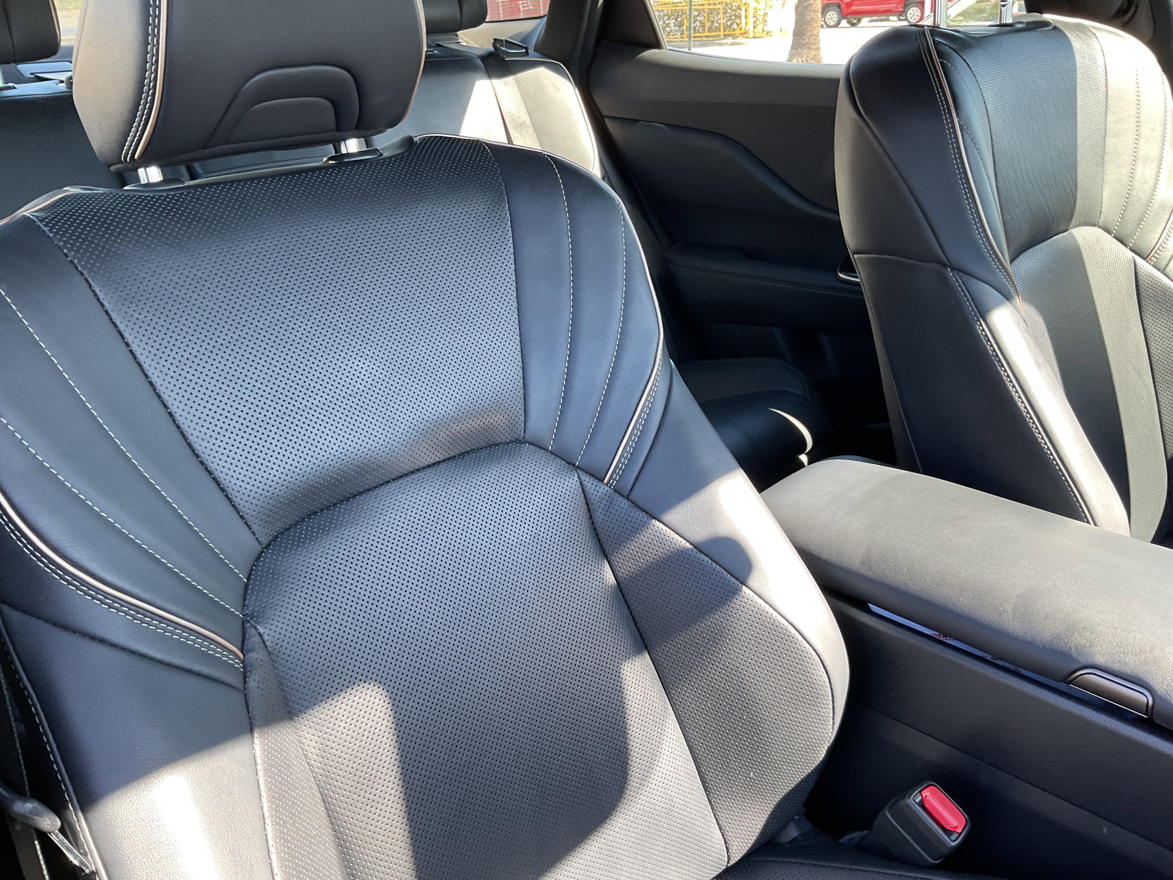 2025 Toyota CROWN XLE