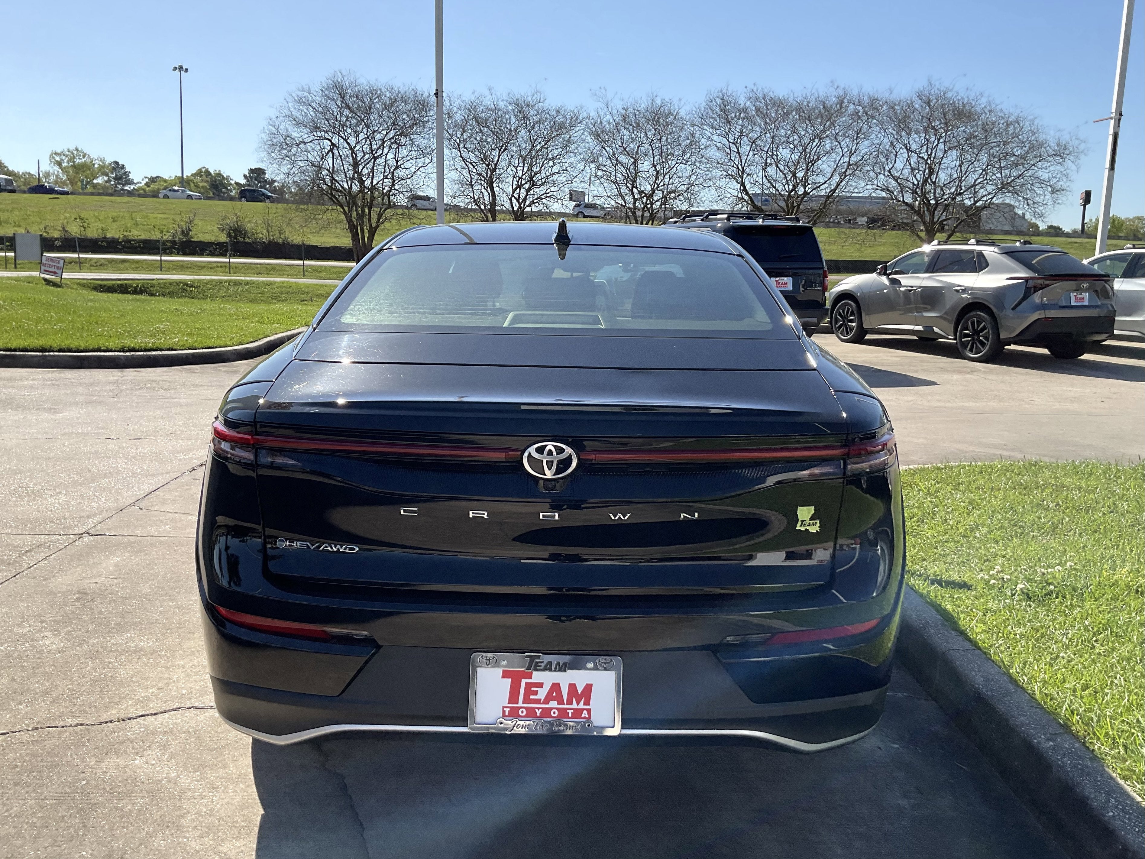 2025 Toyota CROWN XLE