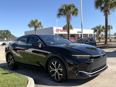 2025 Toyota CROWN XLE