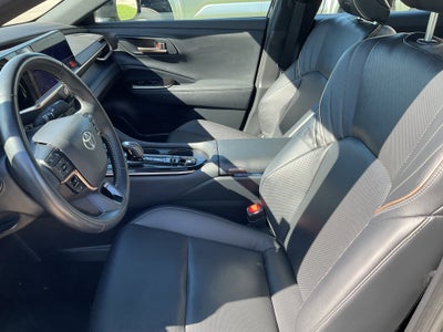 2025 Toyota CROWN XLE