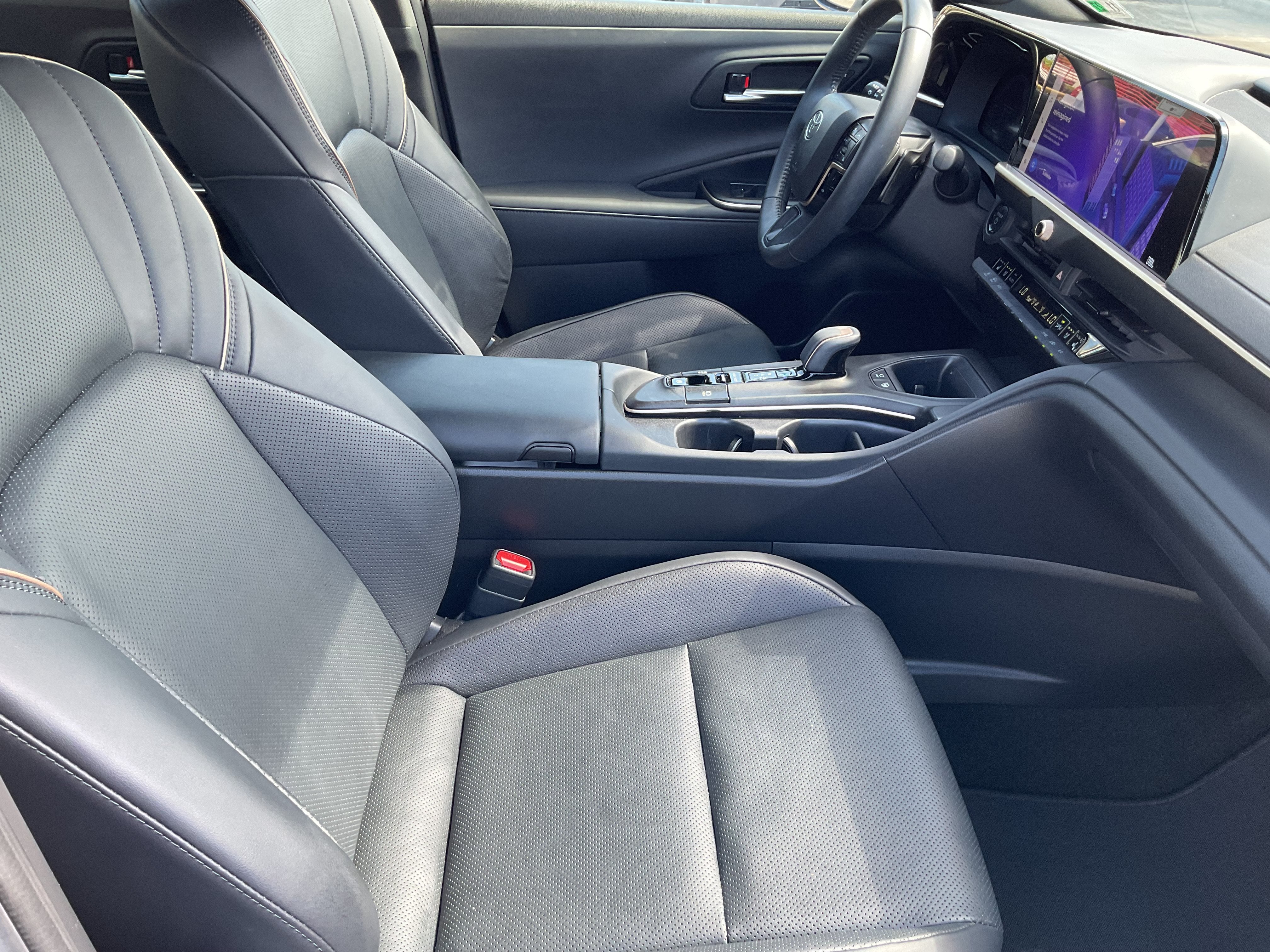 2023 Toyota Toyota Crown Platinum