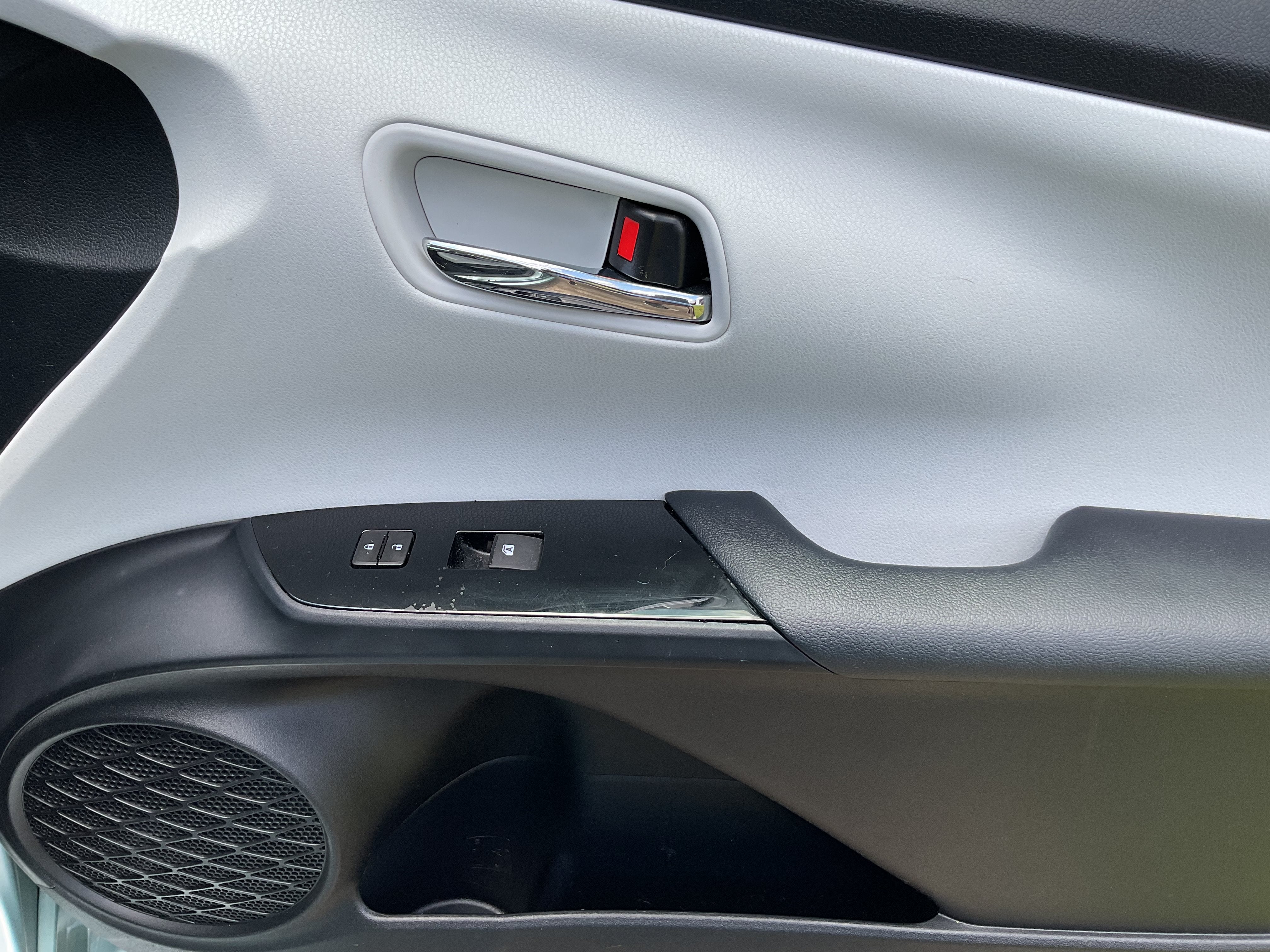 2016 Toyota Prius Two