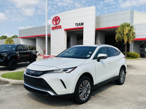 2022 Toyota Venza XLE