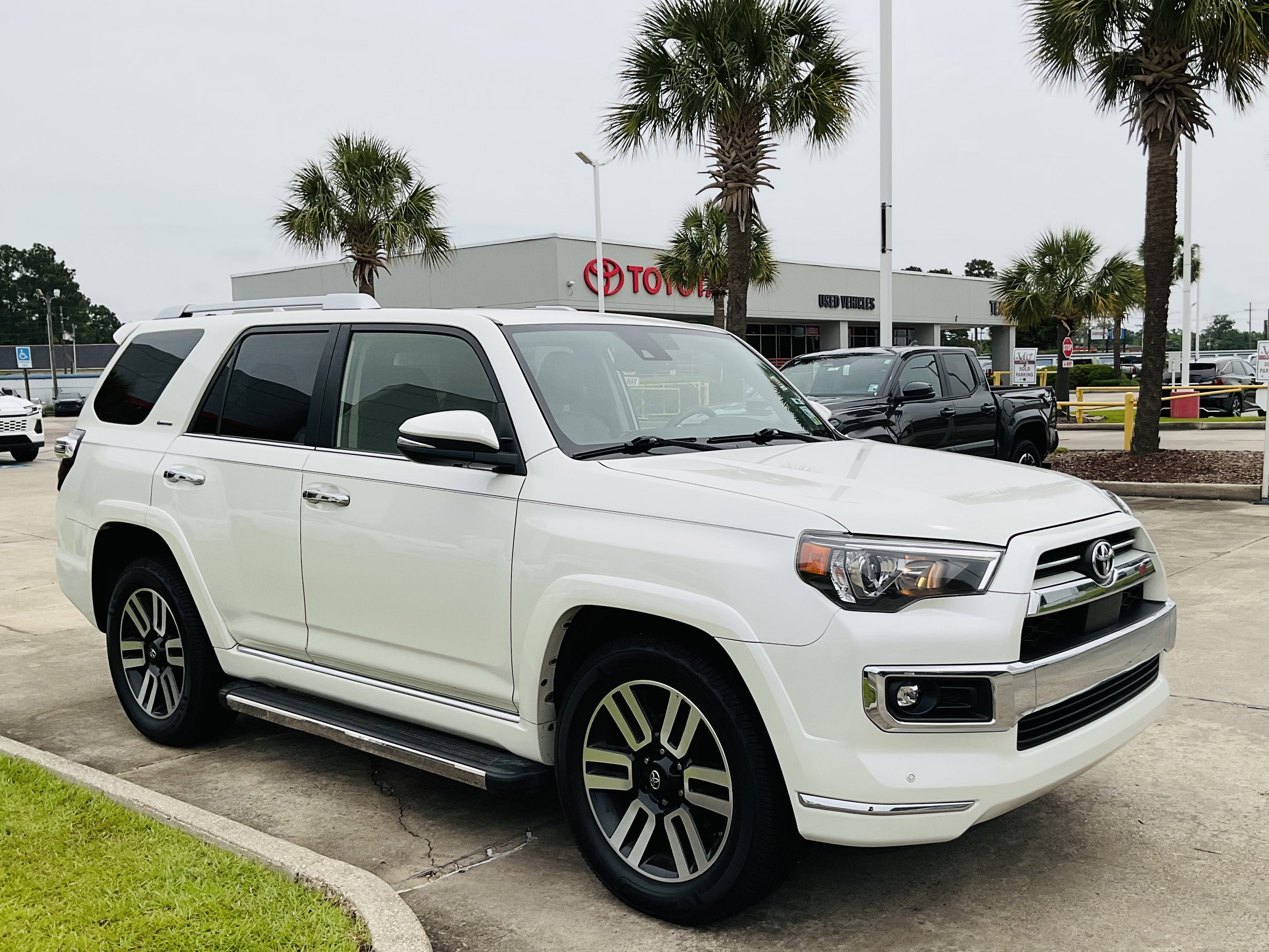 2021 Toyota 4RUNNER Limited