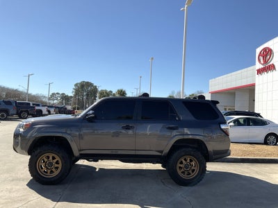 2021 Toyota 4RUNNER Venture