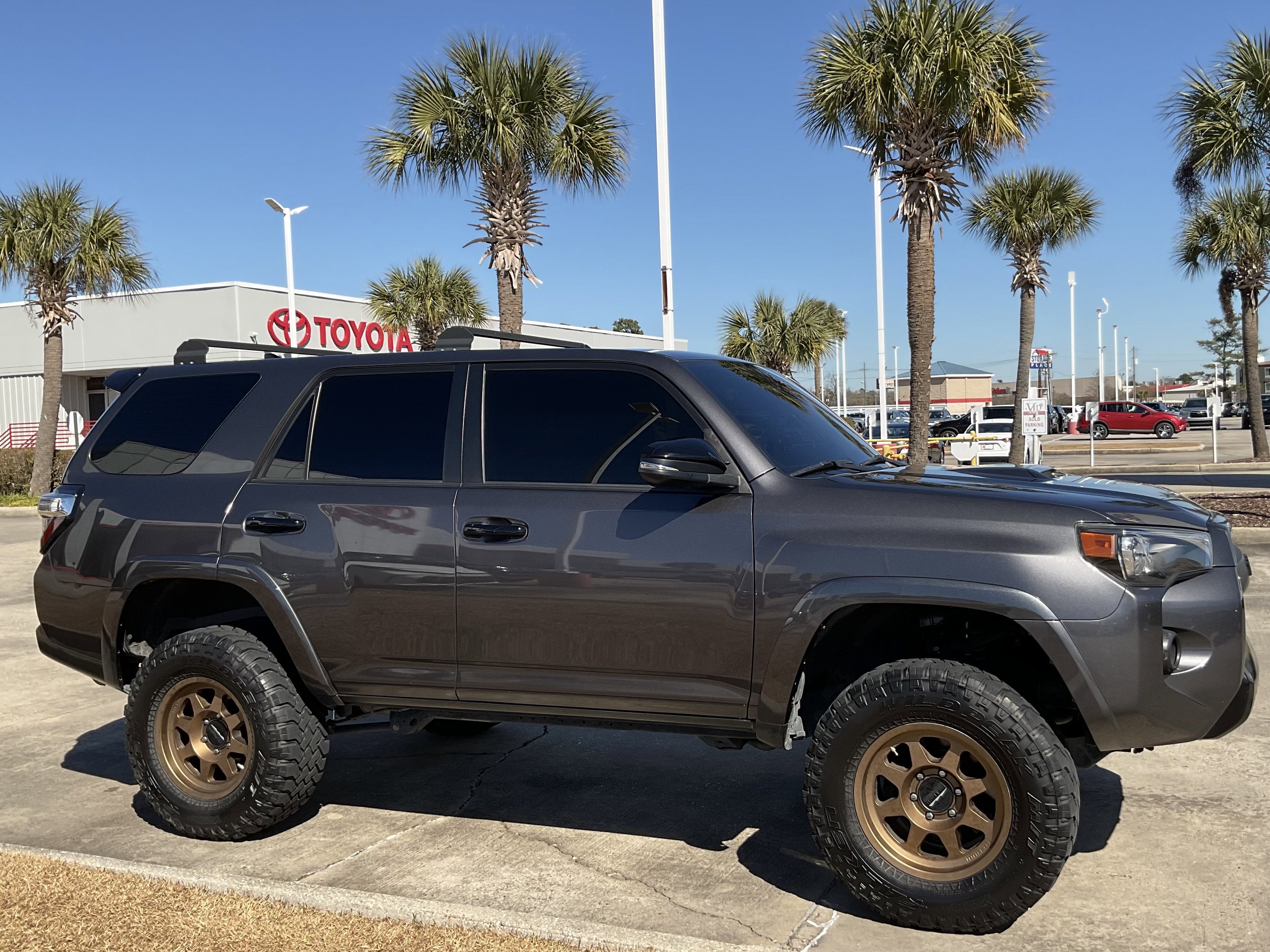 2021 Toyota 4RUNNER Venture