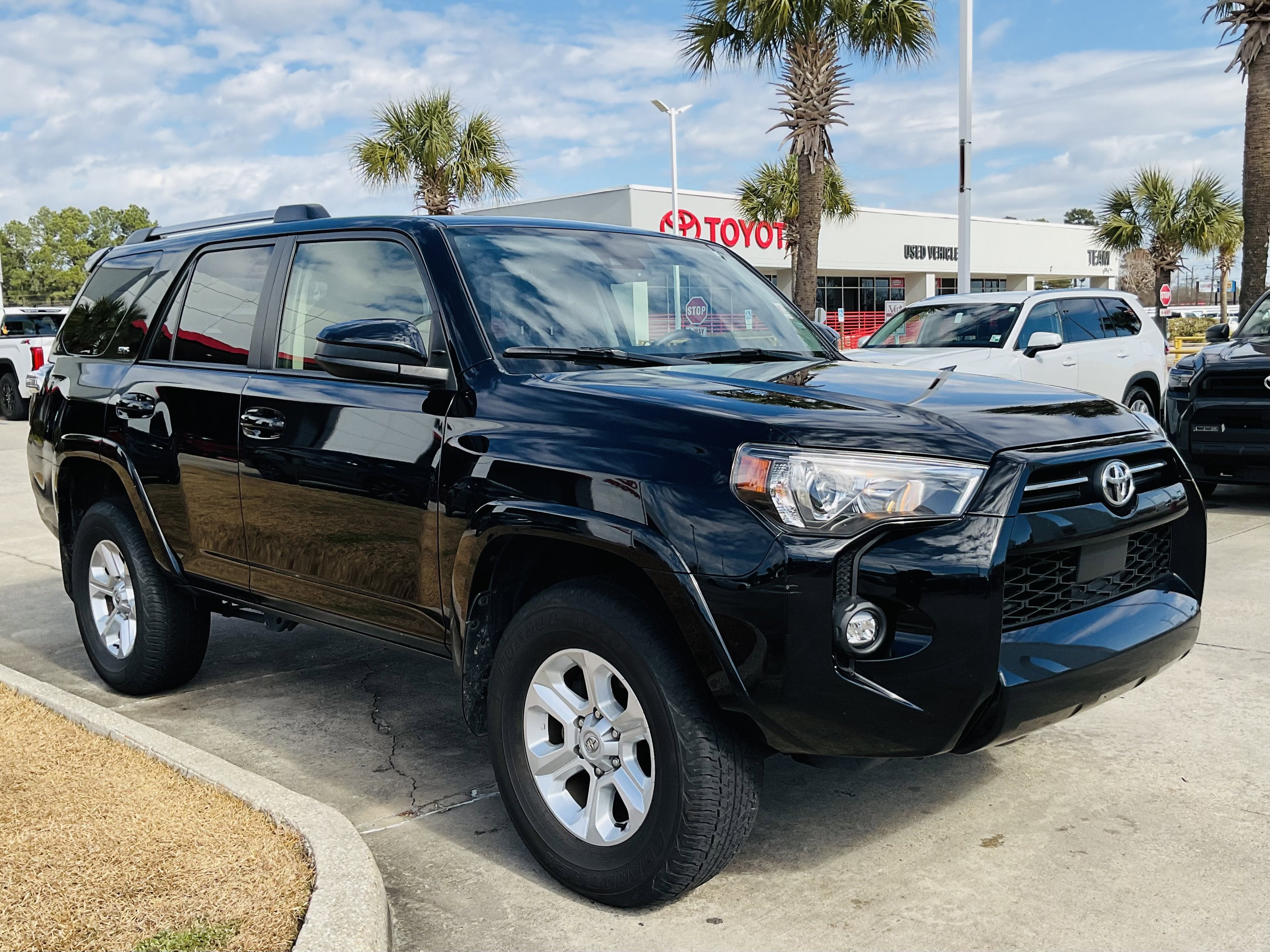 2024 Toyota 4RUNNER SR5