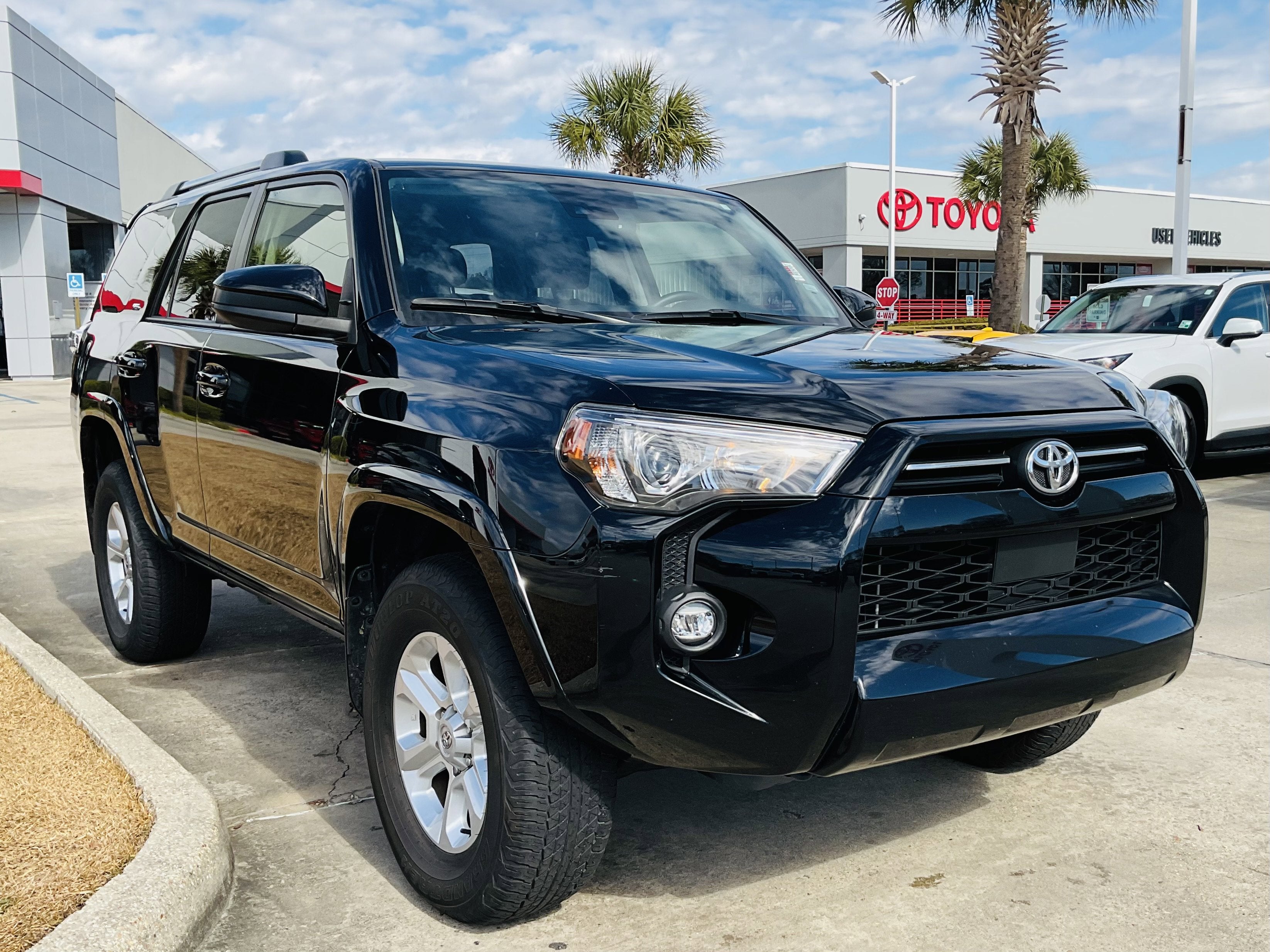 2024 Toyota 4RUNNER SR5