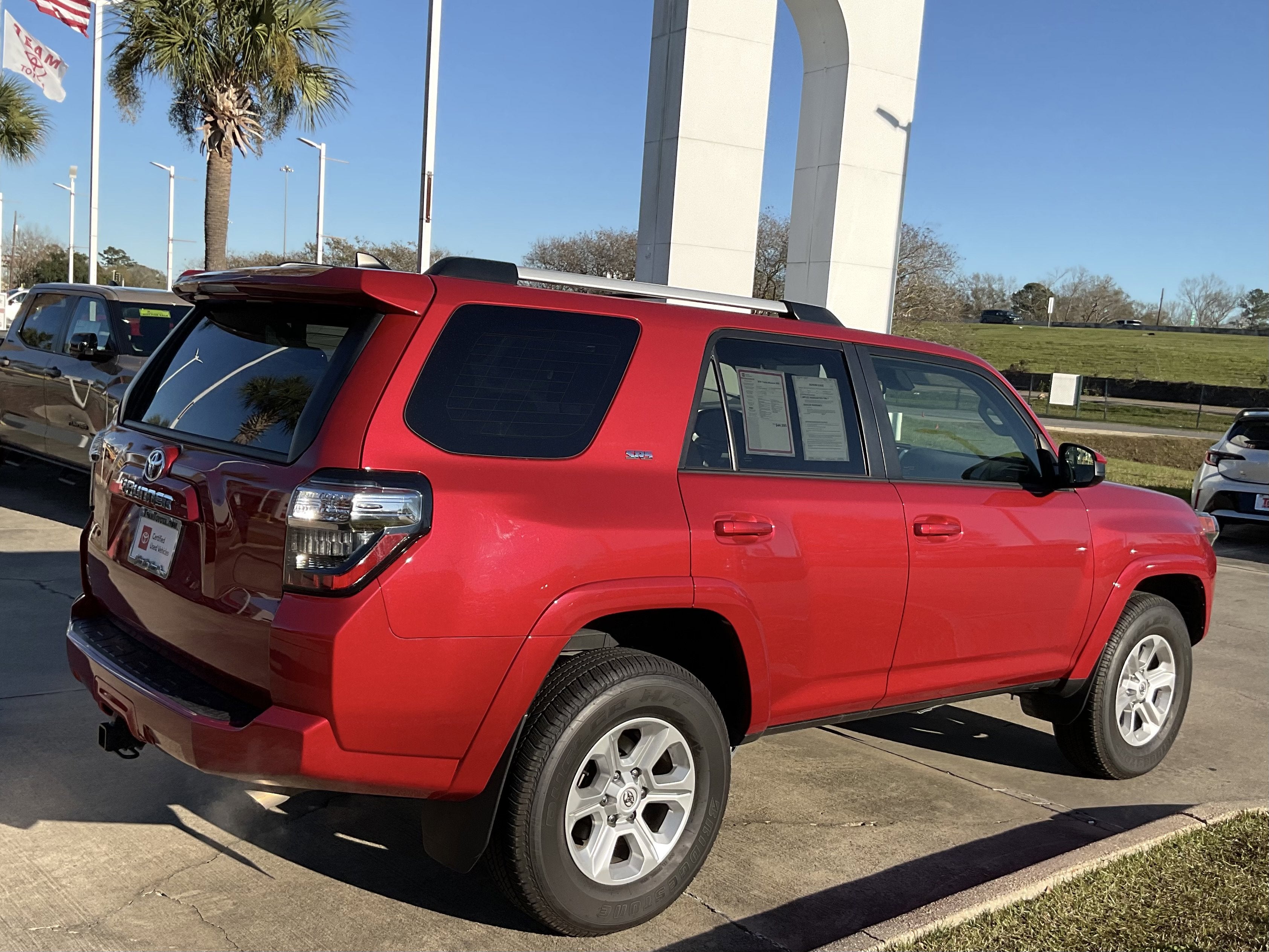 2024 Toyota 4RUNNER SR5
