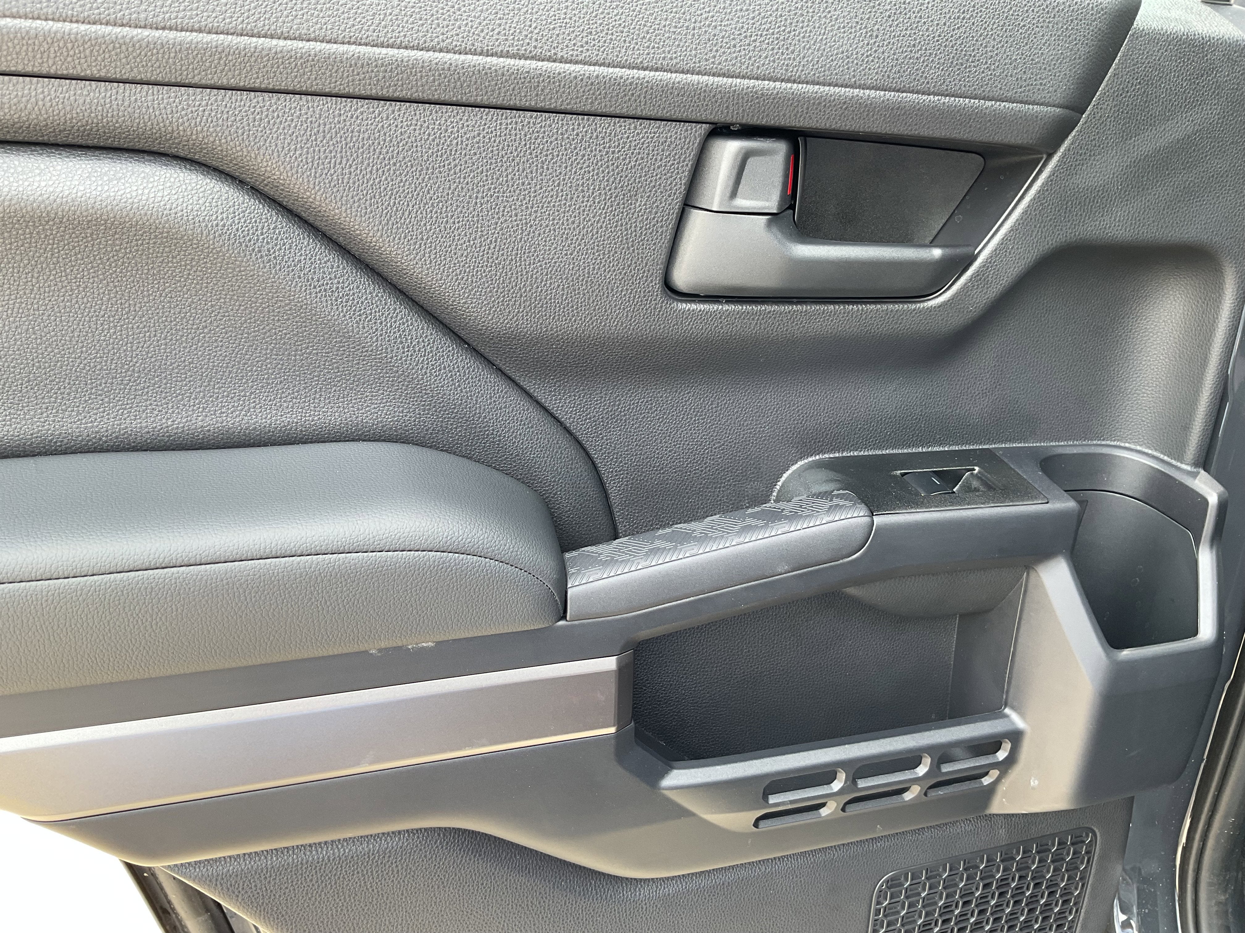 2025 Toyota 4RUNNER TRD Sport