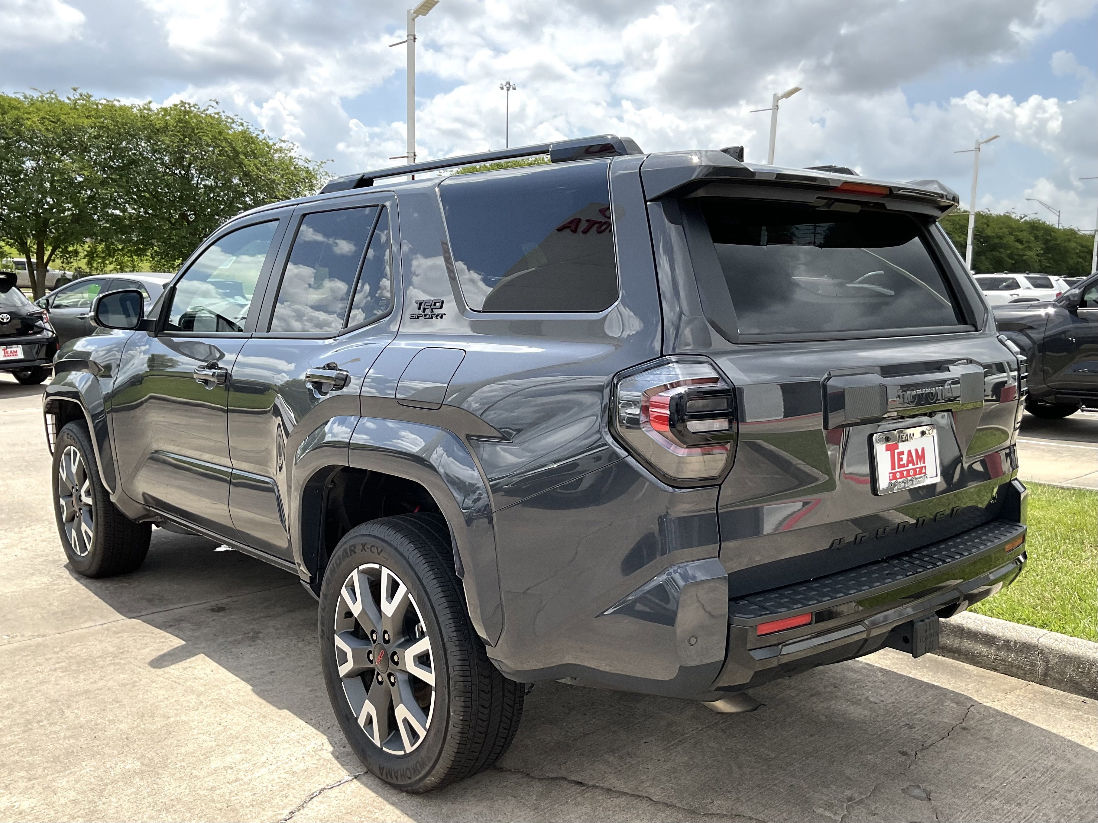 2025 Toyota 4RUNNER TRD Sport