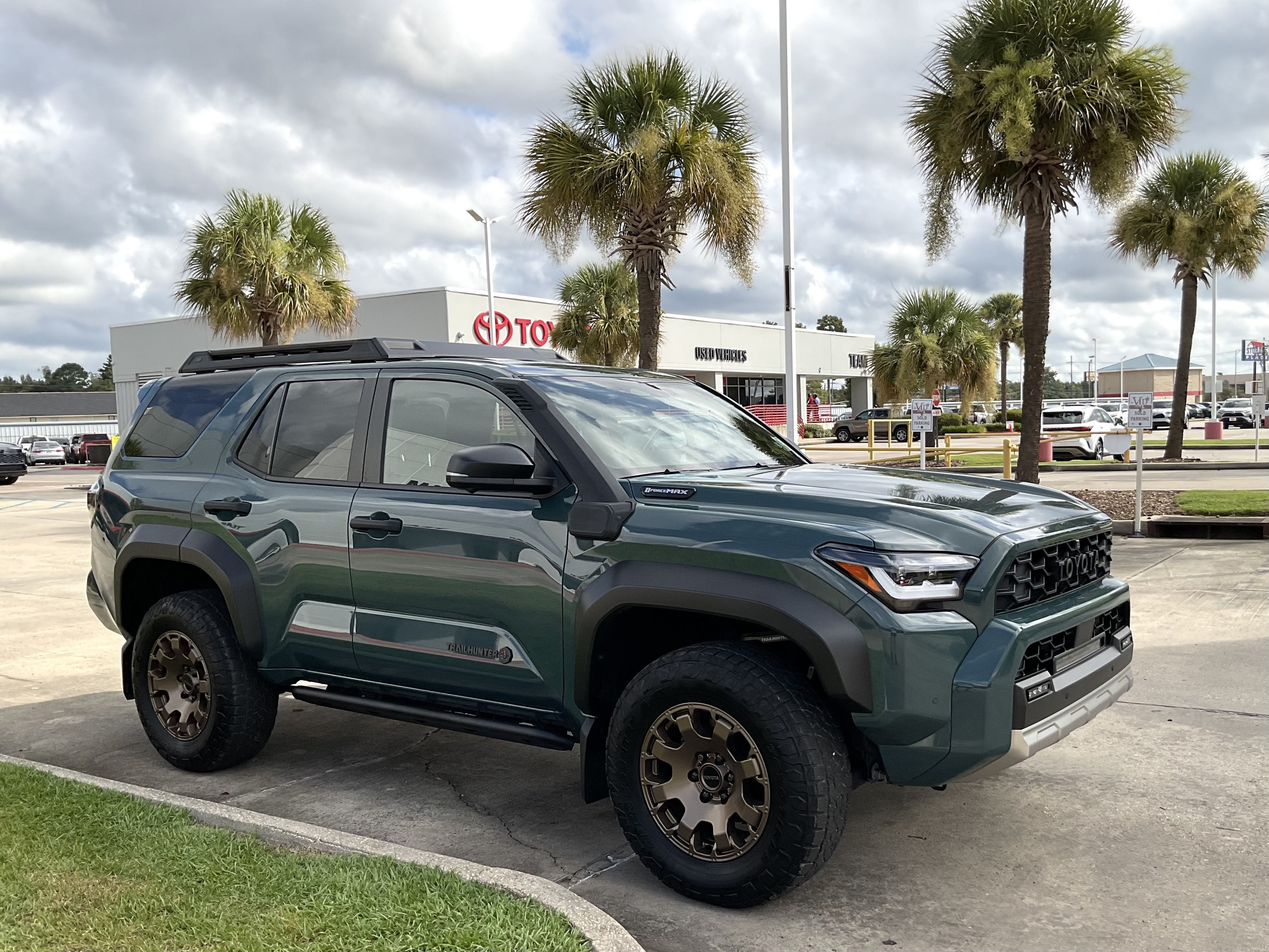 2025 Toyota 4Runner i-FORCE MAX Hybrid Trailhunter